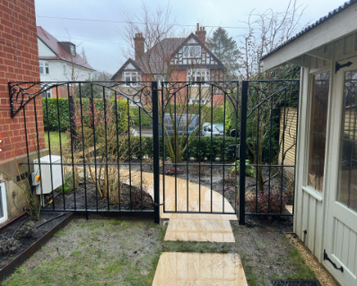Tunbridge wells Gate 1.PNG