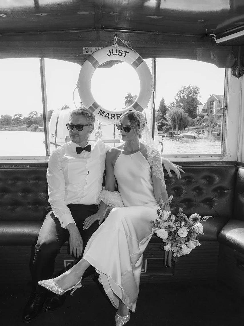 ⭐️CHLOE &amp; AIDAN⭐️ 

Just LOOK a these photos. I&rsquo;m in love 😍 

These two got married at a beautiful, intimate ceremony at Orleans House Gallery over the summer. Then hopped on a boat with their guests for cocktails, before being dropped off