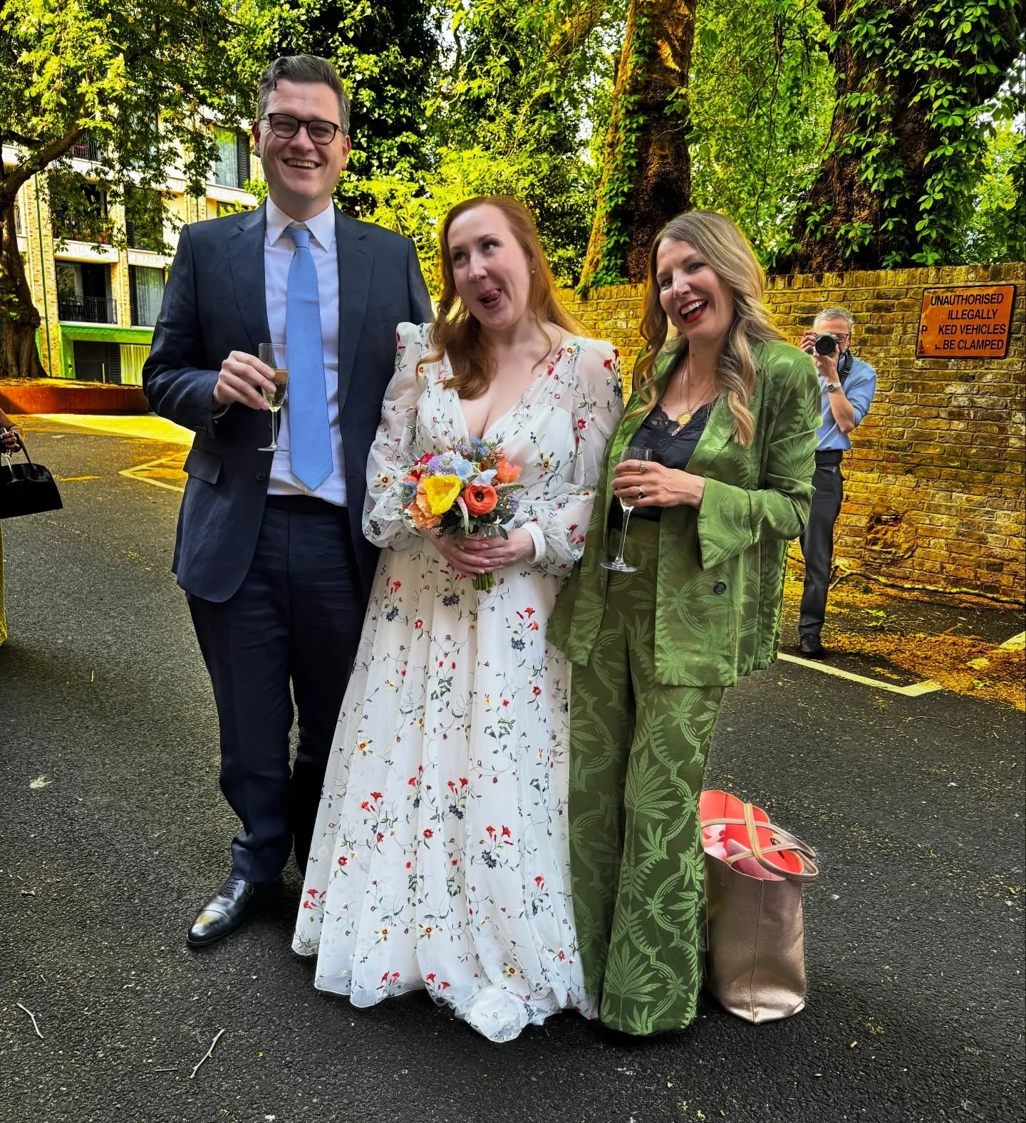 ⭐️CAROLINE &amp; JAMES⭐️

Well, wasn&rsquo;t this a delightful first wedding back!

On Saturday, I had the pleasure of marrying James and Caroline. It was a bloody great ceremony even if I do say so myself, full of fun and very very silly stories ind