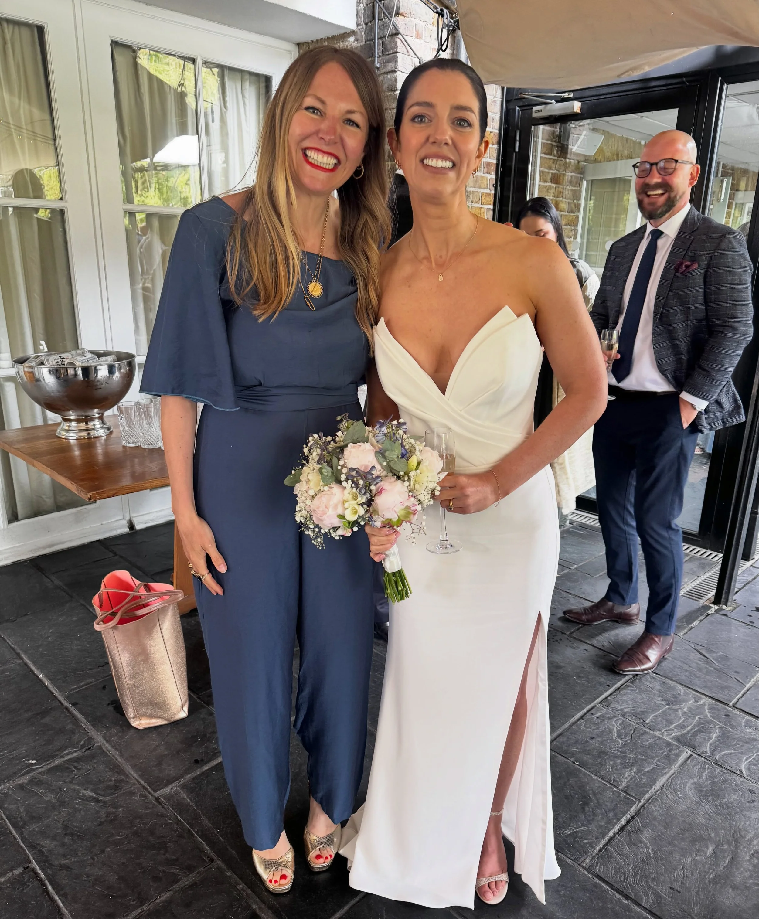 ⭐️JO &amp; AL⭐️ 

Here&rsquo;s me and Jo, at her wedding to Al on Saturday at the fabulous @binghamriverhouseweddings 

It was an awesome and pretty memorable ceremony&hellip; The heavens opened as they were doing their vows, and we had to abort the 