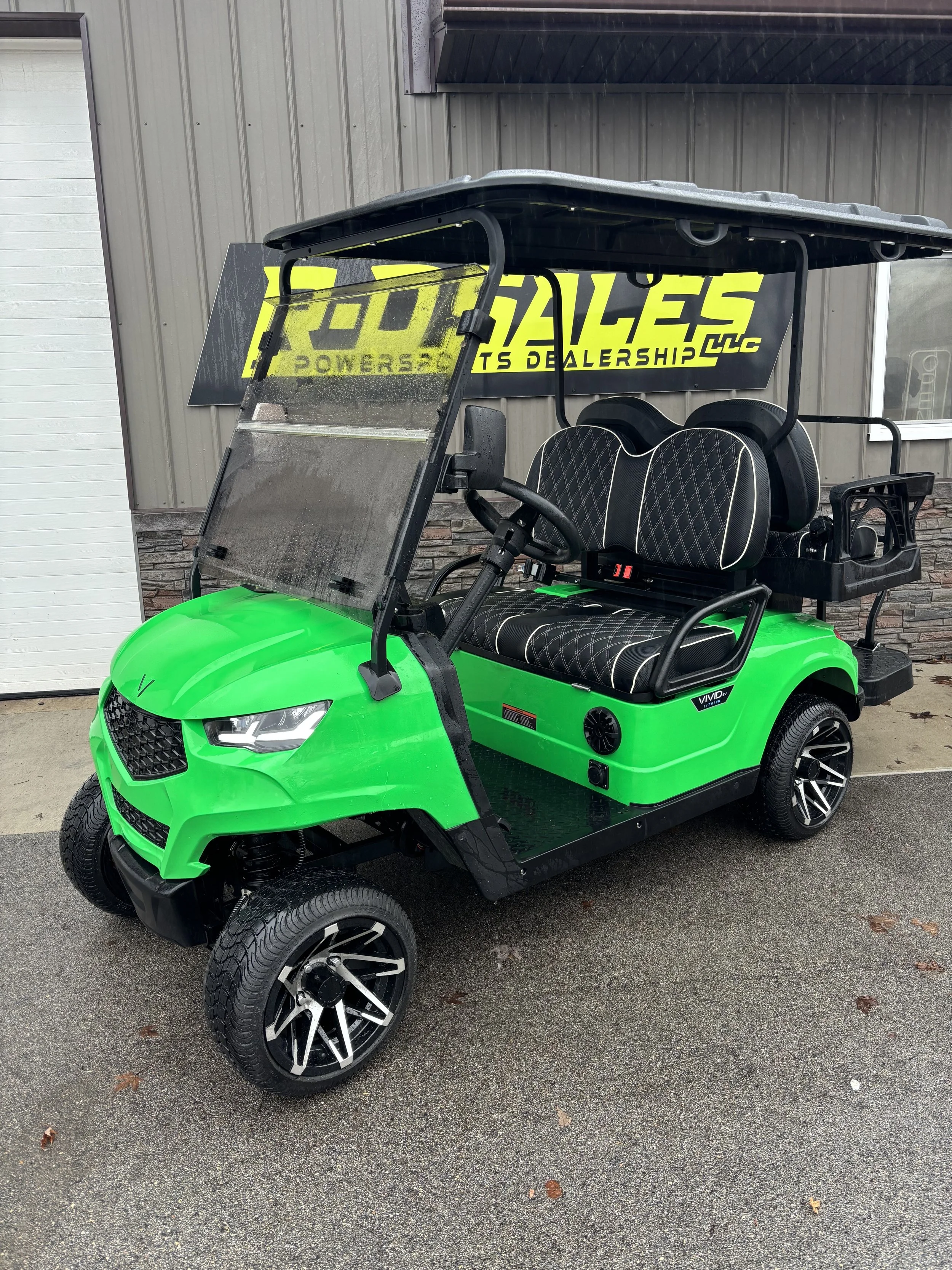2025 Vivid Lithium Golf Cart