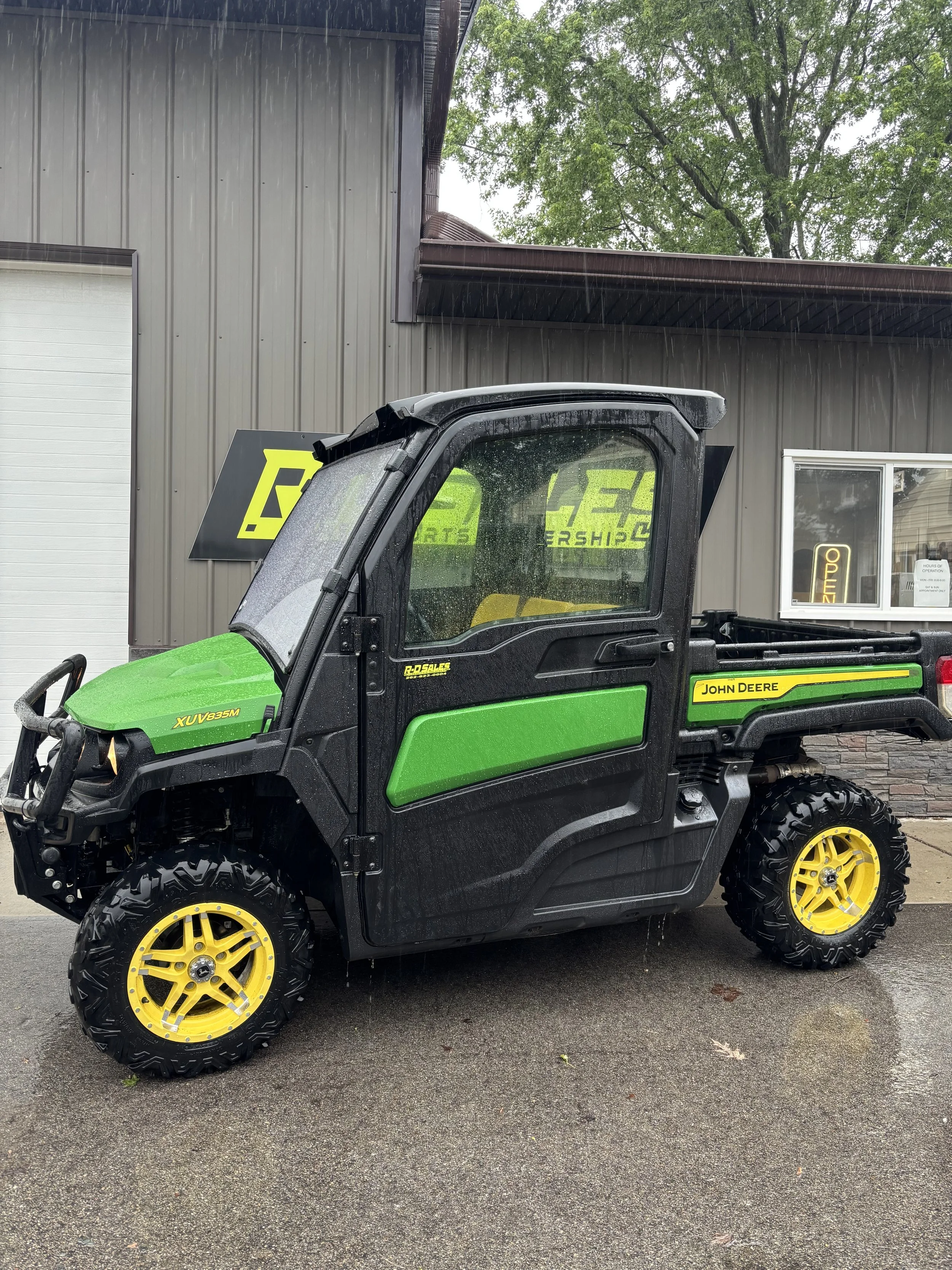 2020 John Deere Gator XUV835m