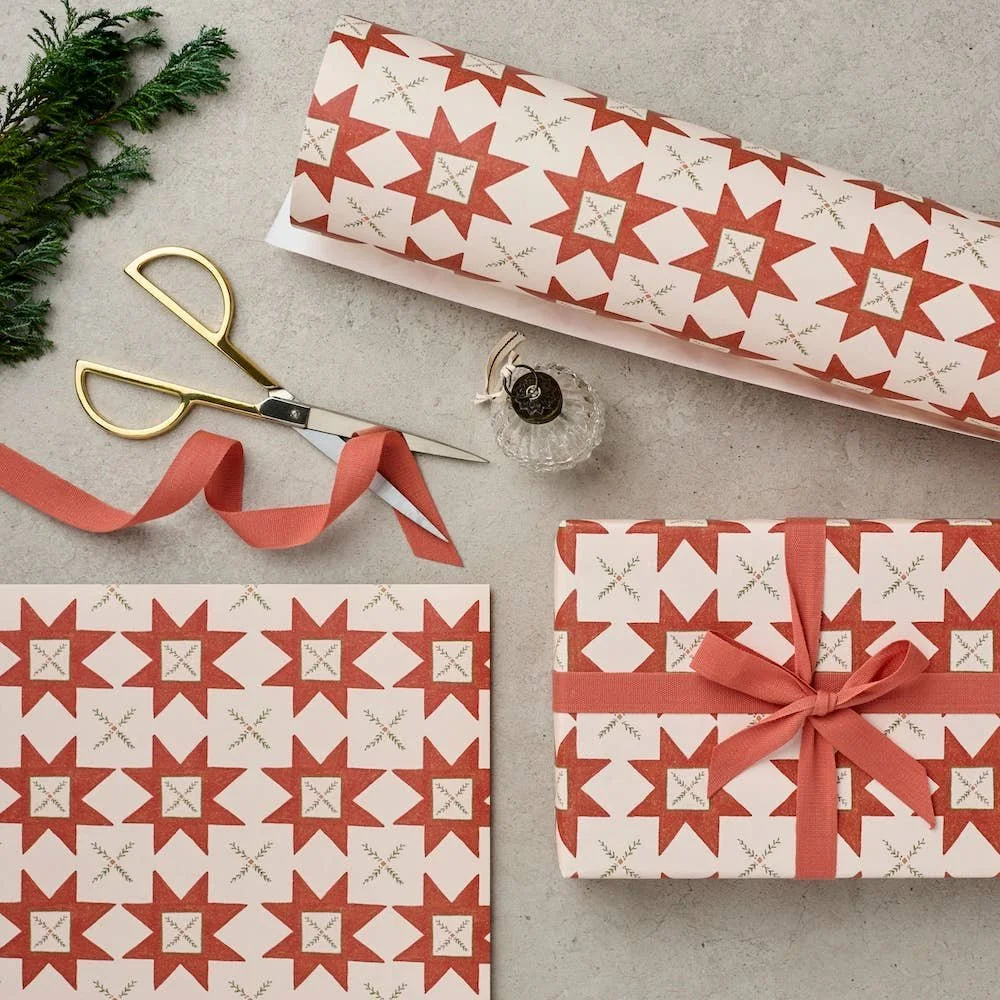Red Quilt Star Christmas Gift Wrap Sheet
