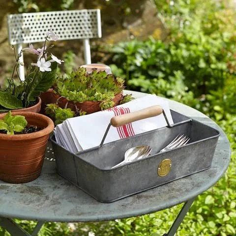 sophie-conran-galvanized-trug.jpg