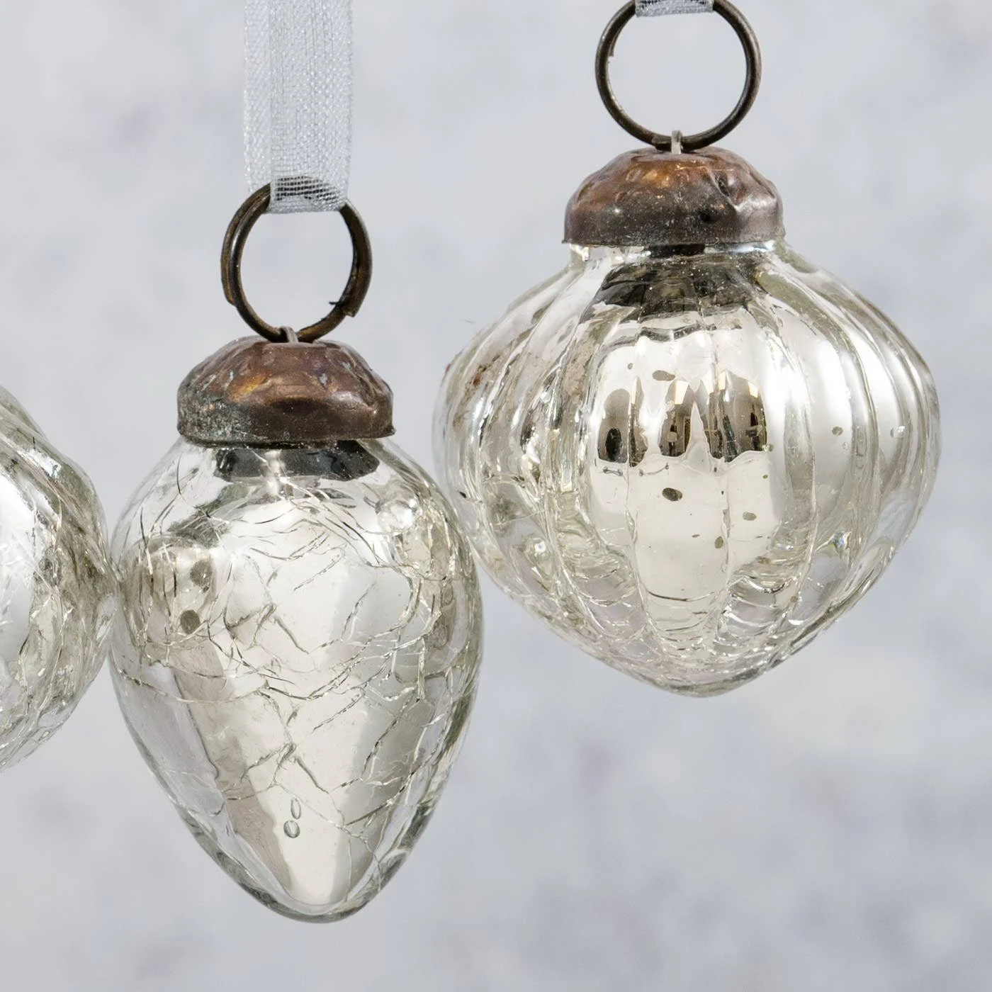 set-of-6-small-mixed-design-1-silver-crackle-glass-baubles-4.jpg