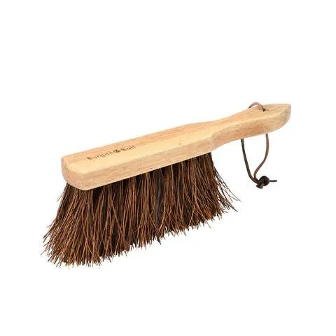 rhs-hand-sweeping-brush-bassine-fsc-100-2.jpg