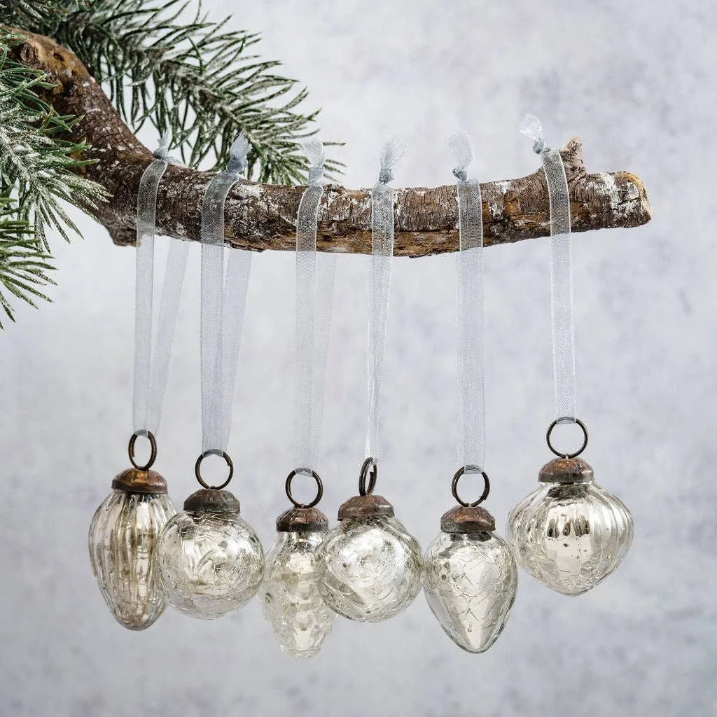 set-of-6-small-mixed-design-1-silver-crackle-glass-baubles.jpg