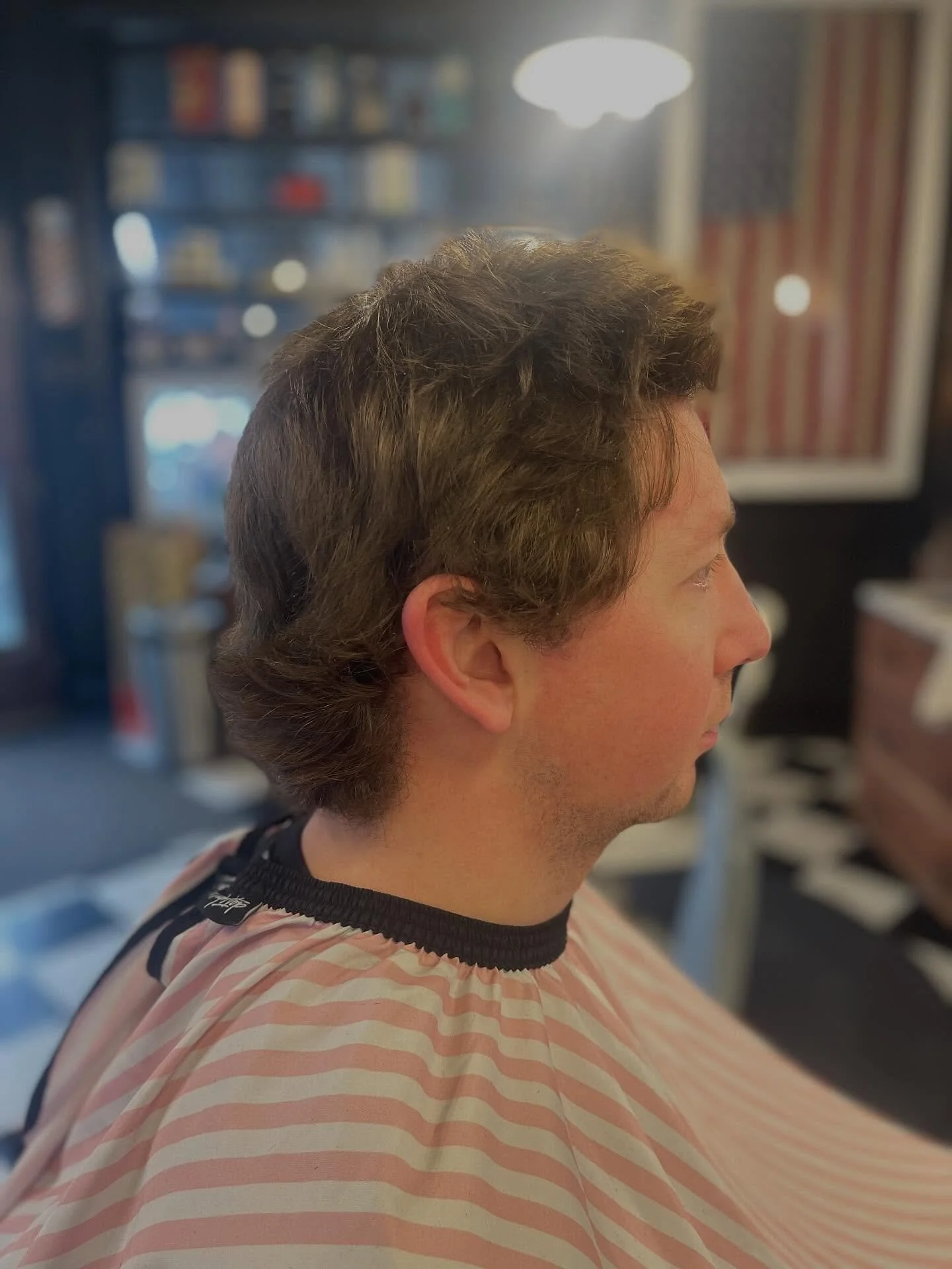 Before ➝ After.

From overgrown to on point.

Clean taper. Natural shape. Finished the right way.

That&rsquo;s the BURKE &amp; PAYNE standard.

#BurkeAndPayneBarberCo #PhillyBarber #PhillyCuts #MensGroomingPhilly #BeforeAndAfter #CleanTaper #BarberD