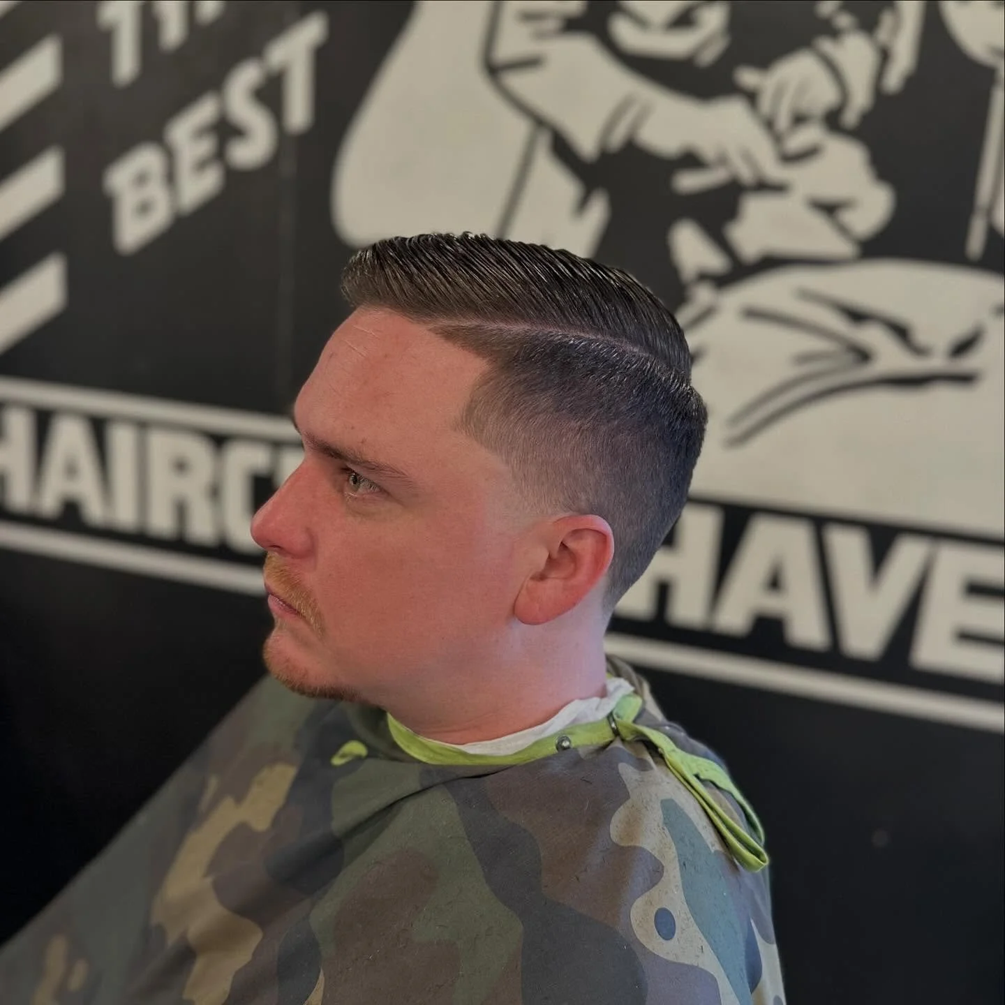 Clean part. Tight fade. Zero wasted time. Carlos stays moving at BURKE &amp; PAYNE. 💈✂️

📍9th &amp; Fitzwater 

#BurkeAndPayneBarberCo #PhillyBarber #PhillyCuts #MensGroomingPhilly #CleanFade #HardPart #BarbersOfPhilly #ClassicBarber #FastHandsClea