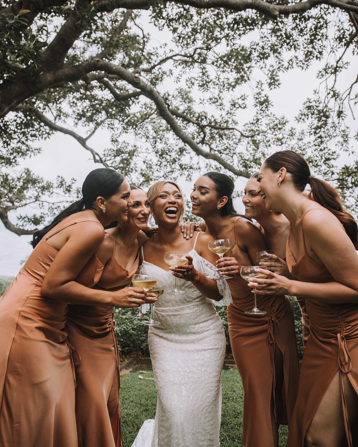 Champagne and belly laughs with Naz&rsquo;s incredible bride tribe.

~

Photography: @wills.weddings
Venue:&nbsp;@figtreerestaurant
Hair &amp; Makeup: @luanacoscia
Florals:&nbsp;@flwr_studio 
Entertainment: @bollywoodsisters
Cake: @justaddflower 
Dre