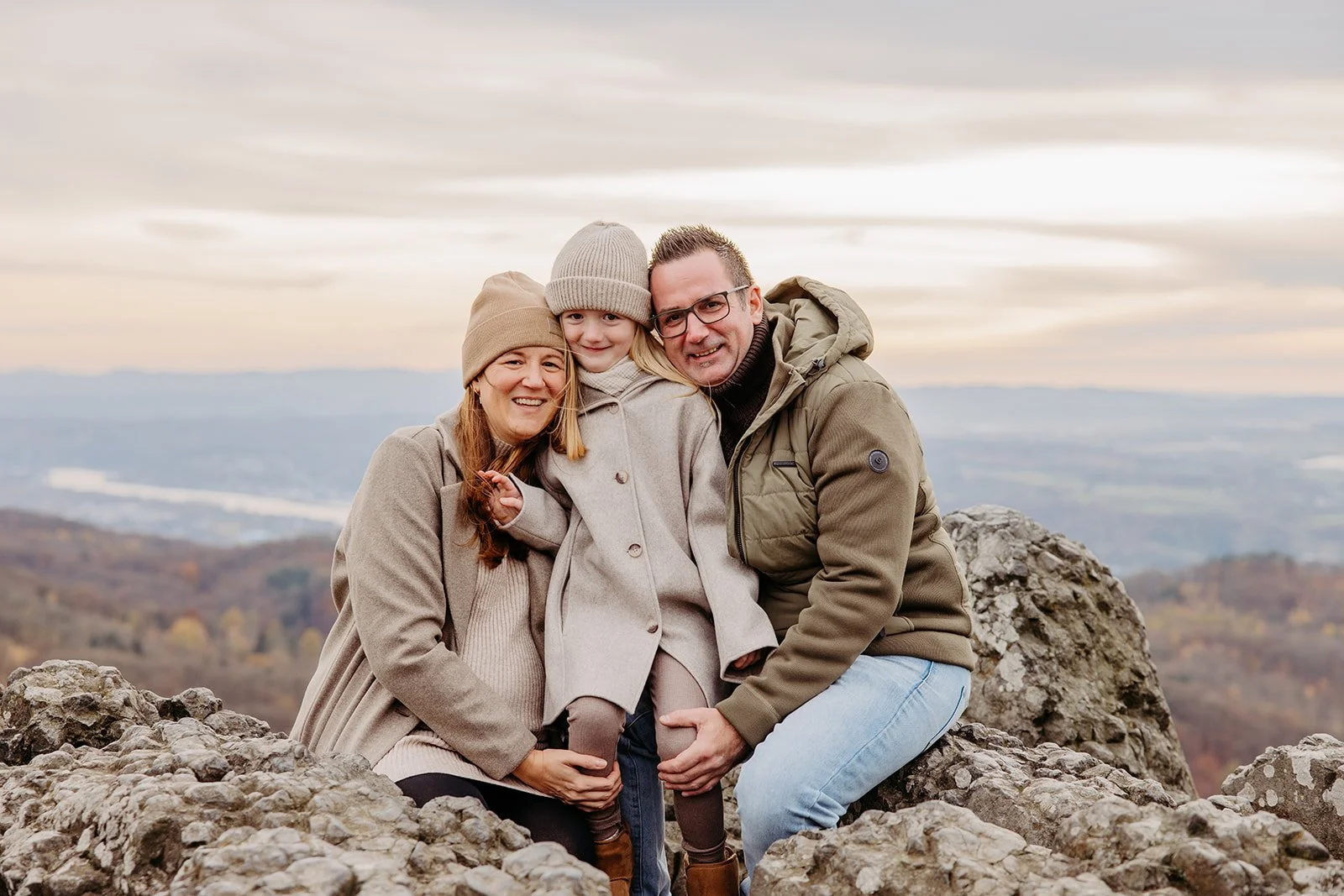 Familienshooting, Familienfotoshooting, Familienfotos, Familienfotograf, Schwangerschaftsshooting, Schwangerschaftsfoto,Babybauchshooting, Paarfotoshooting, Paarfotoshooting, Paarfotos, Newborn-Shooting, Neugeborenen Shooting, Babyfotos, Bad Honnef, 