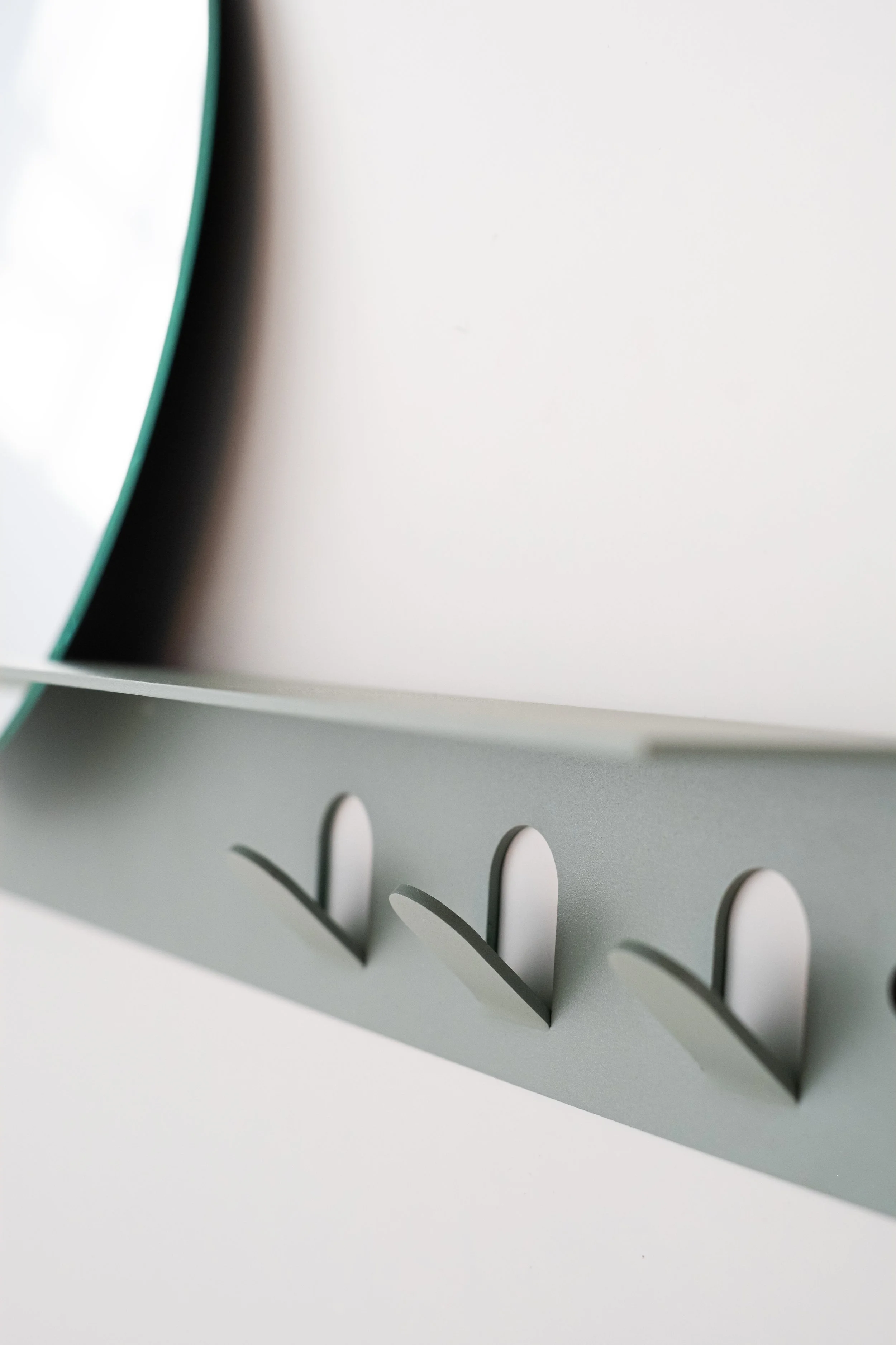 LOCUL-MirrorStands-(9-of-23).jpg