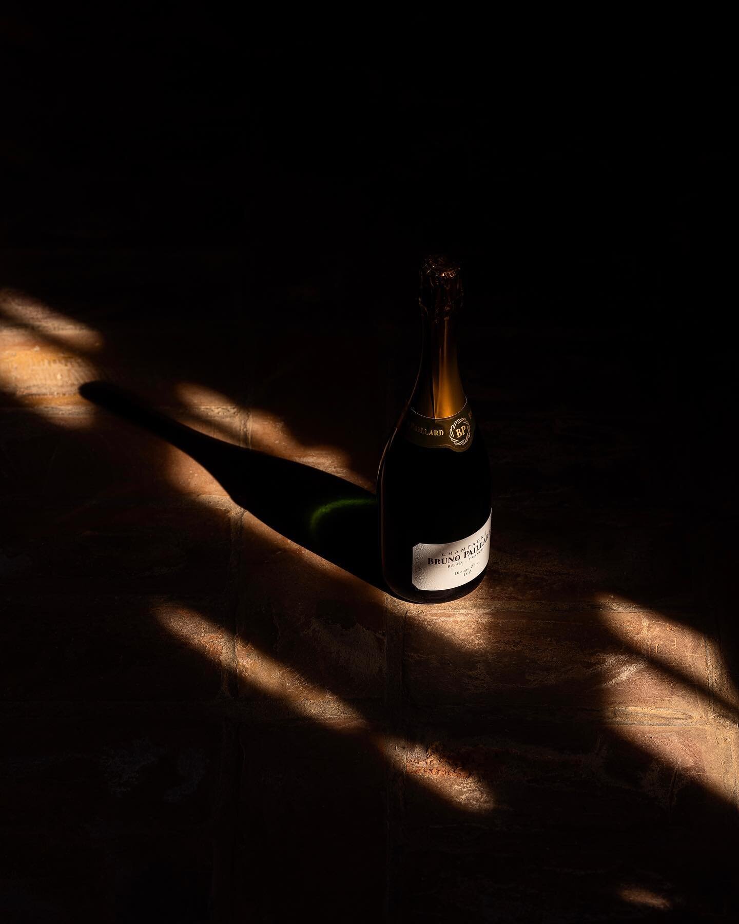 A photographic ode to the bottles of @champagnebrunopaillard 🍇

So excited to share some of my favorite stills for Bruno Paillard. 

Diane and Alice, thank you again for the trust and creative freedom. 

#brunopaillard #champagne
