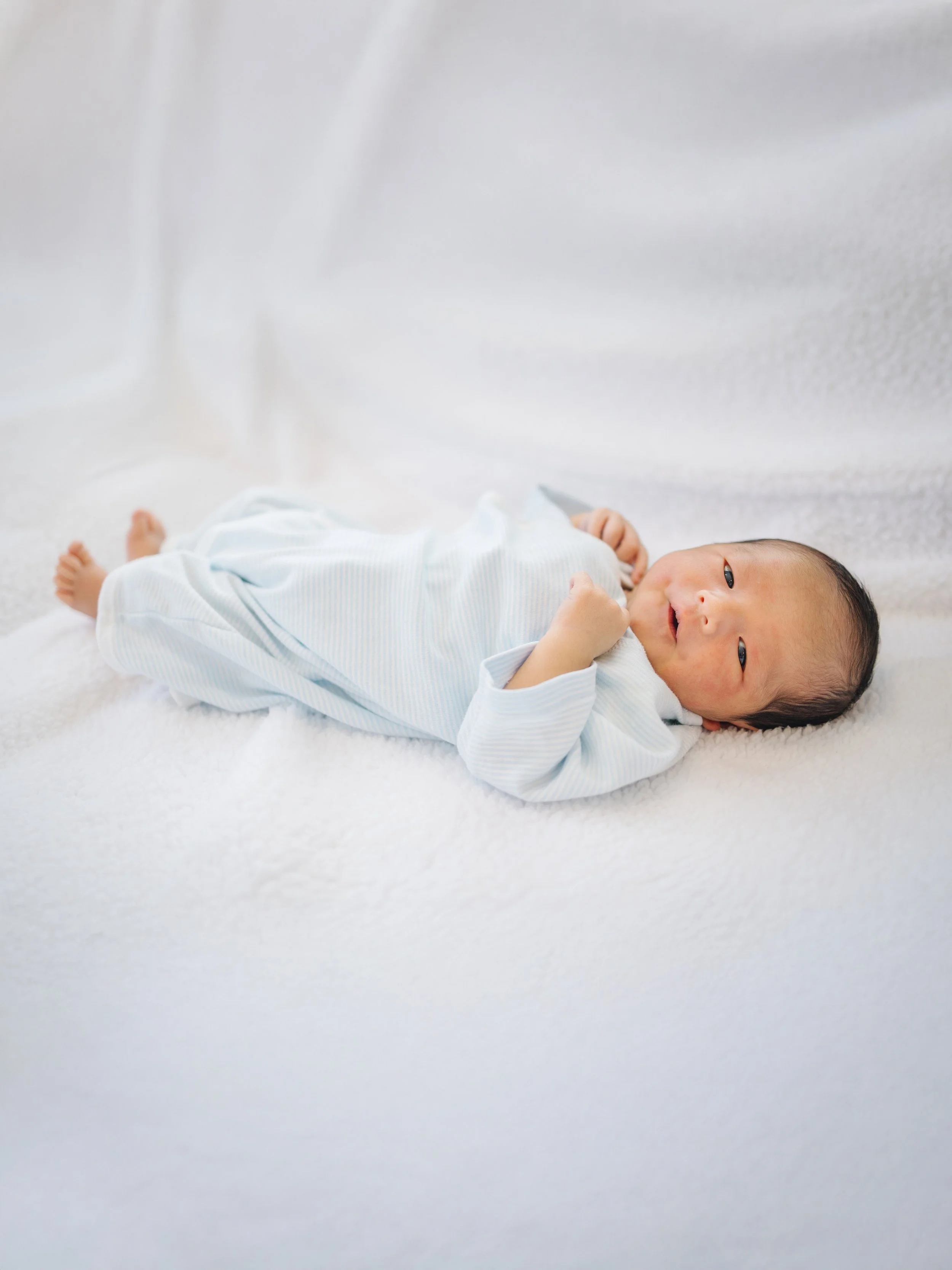 Welcome to this beautiful world, little one ❤️ It was so lovely meeting you and capturing your very first days of life.

生まれたての赤ちゃんの撮影をさせていただきました！もうかわいくて、かわいくて色んな角度から撮影しました✨

Los Angeles Newborn Photographer | Pasadena Newborn Photography

#newbornse