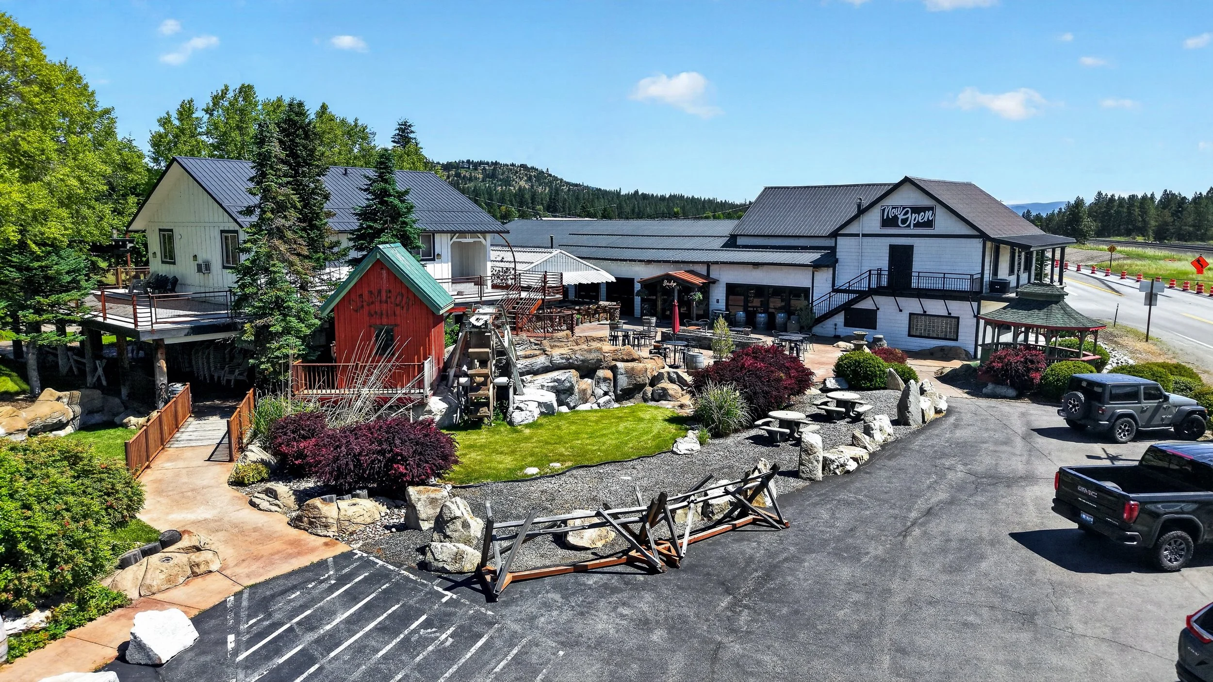 26433 &amp; 26435 W. ID-53 Hwy. - Creative Office