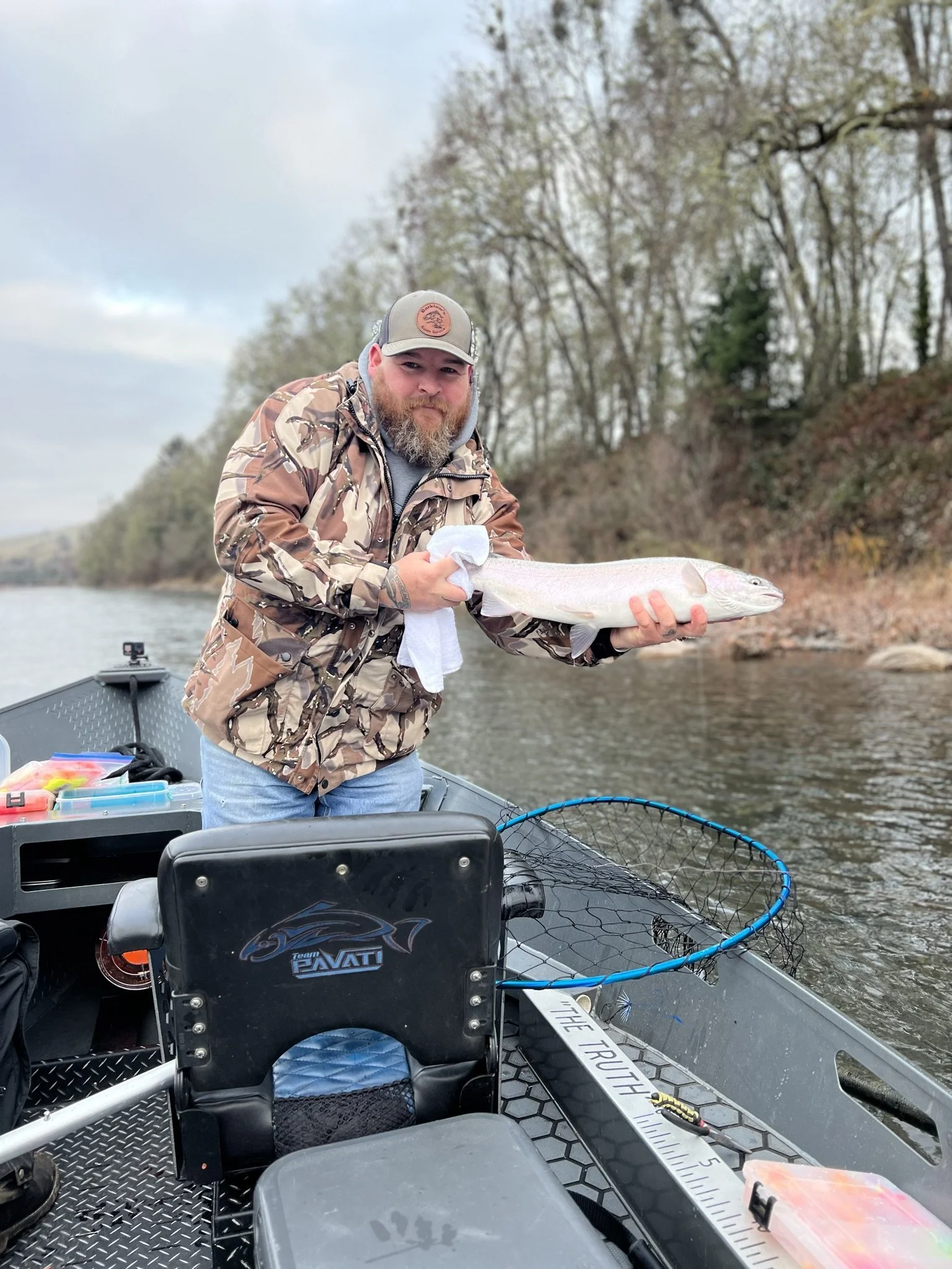 Best Fishing Guide, Salmon Guide, Steelhead Guide, Halibut Guide, Bottom Fish Guide, Rock Fish Guide, Crabbing Guide, Salmon Charter, Steelhead Charter, Halibut Charter, Bottom fish Charter, Rock Fish Charter, Crabbing Charter Tuna Guide Tuna Charter