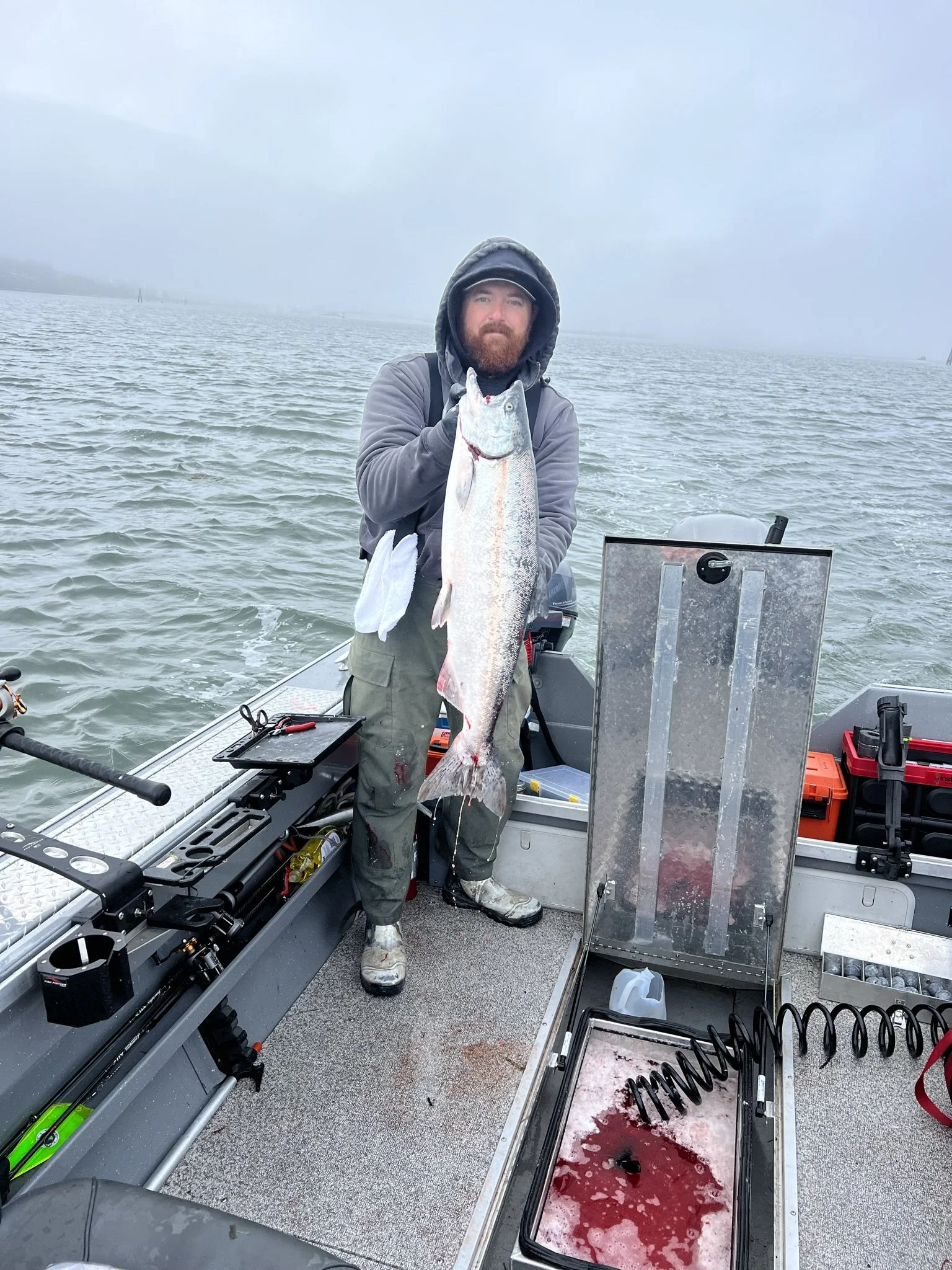 Best Fishing Guide, Salmon Guide, Steelhead Guide, Halibut Guide, Bottom Fish Guide, Rock Fish Guide, Crabbing Guide, Salmon Charter, Steelhead Charter, Halibut Charter, Bottom fish Charter, Rock Fish Charter, Crabbing Charter Tuna Guide Tuna Charter