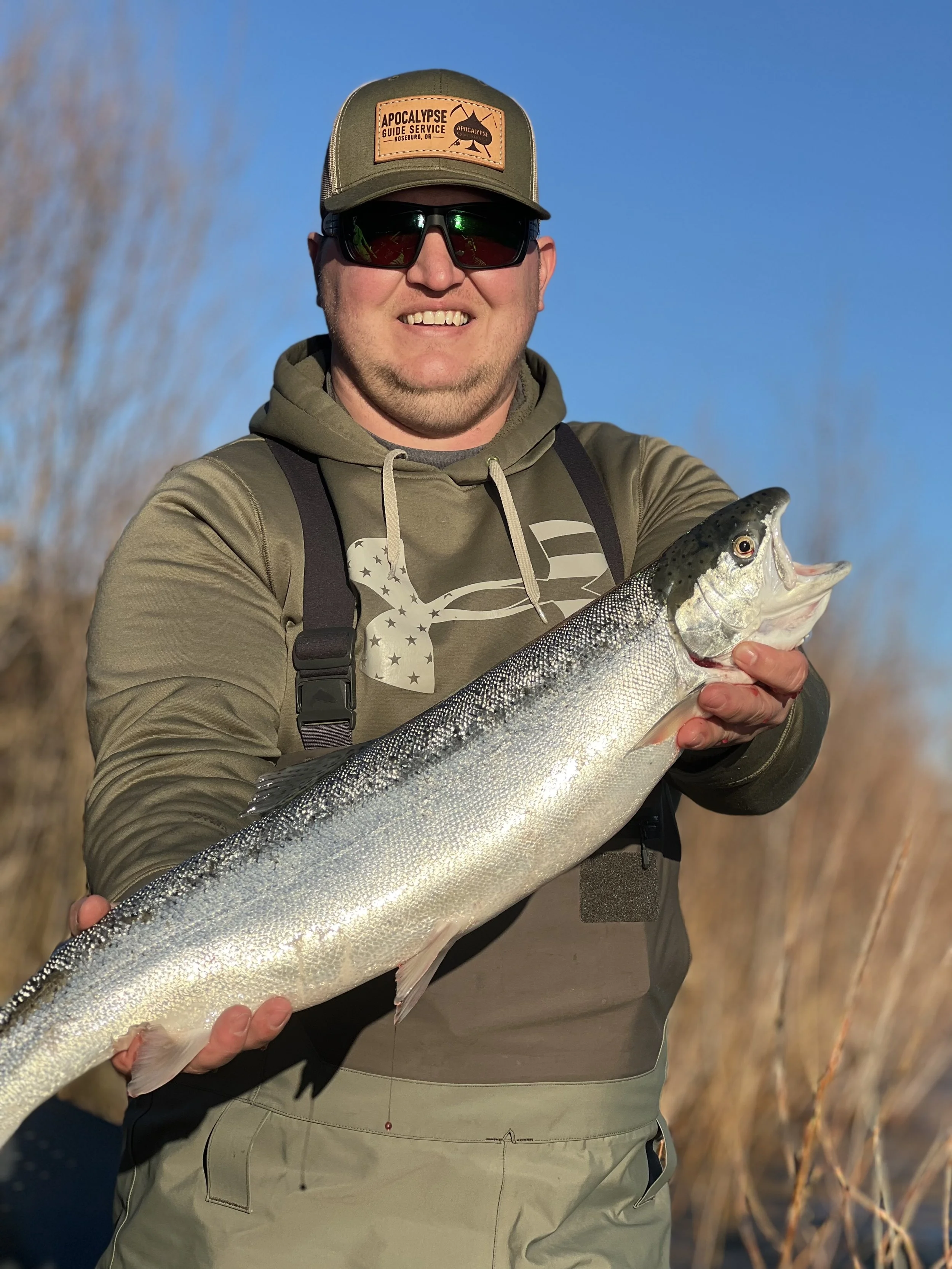 Oregon Fishing Guide, Oregon Charter, Winchester Bay Charter, Coos Bay Charter, Fishing Guide, Big Fish Guide, Best Guide, Salmon, Tuna, Halibut, Bottom Fish, Crabbing, Striper, Small Mouth Bass, Shad, Sturgeon, Roseburg Fishing Guide