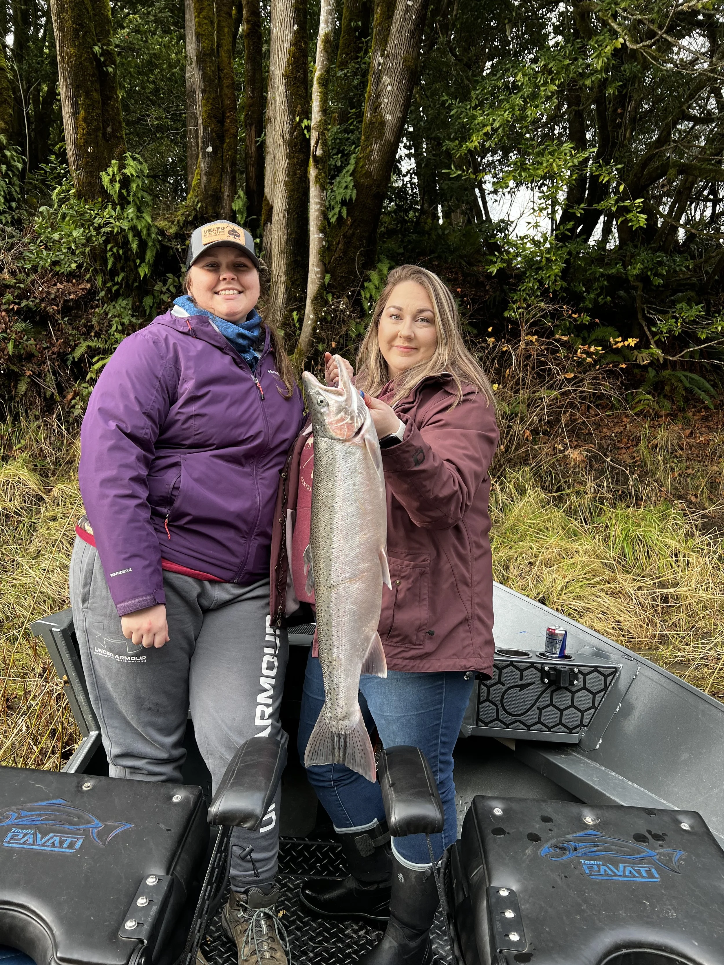 Oregon Fishing Guide, Oregon Charter, Winchester Bay Charter, Coos Bay Charter, Fishing Guide, Big Fish Guide, Best Guide, Salmon, Tuna, Halibut, Bottom Fish, Crabbing, Striper, Small Mouth Bass, Shad, Sturgeon, Roseburg Fishing Guide