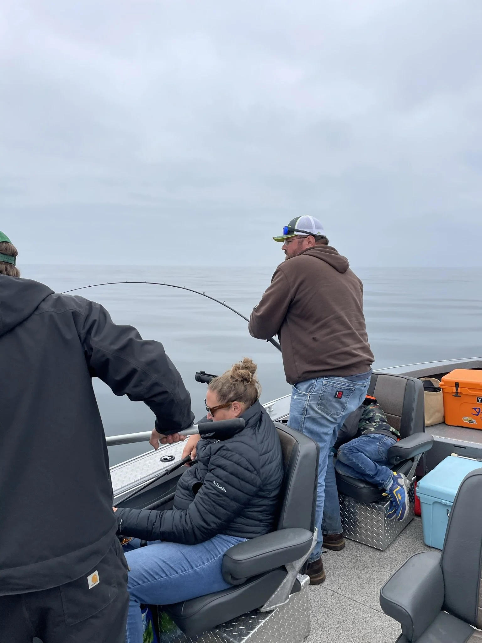 Best Fishing Guide, Salmon Guide, Steelhead Guide, Halibut Guide, Bottom Fish Guide, Rock Fish Guide, Crabbing Guide, Salmon Charter, Steelhead Charter, Halibut Charter, Bottom fish Charter, Rock Fish Charter, Crabbing Charter Tuna Guide Tuna Charter