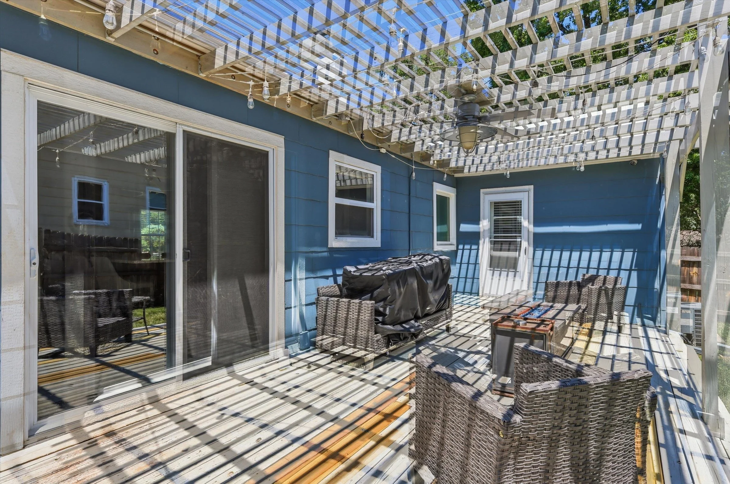 30-110 E Sweeney Blvd.jpg