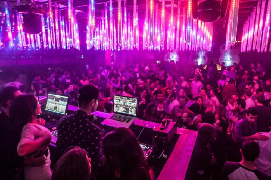 Dance Clubs vs. Lounges in KC: Where to Go for Night Out