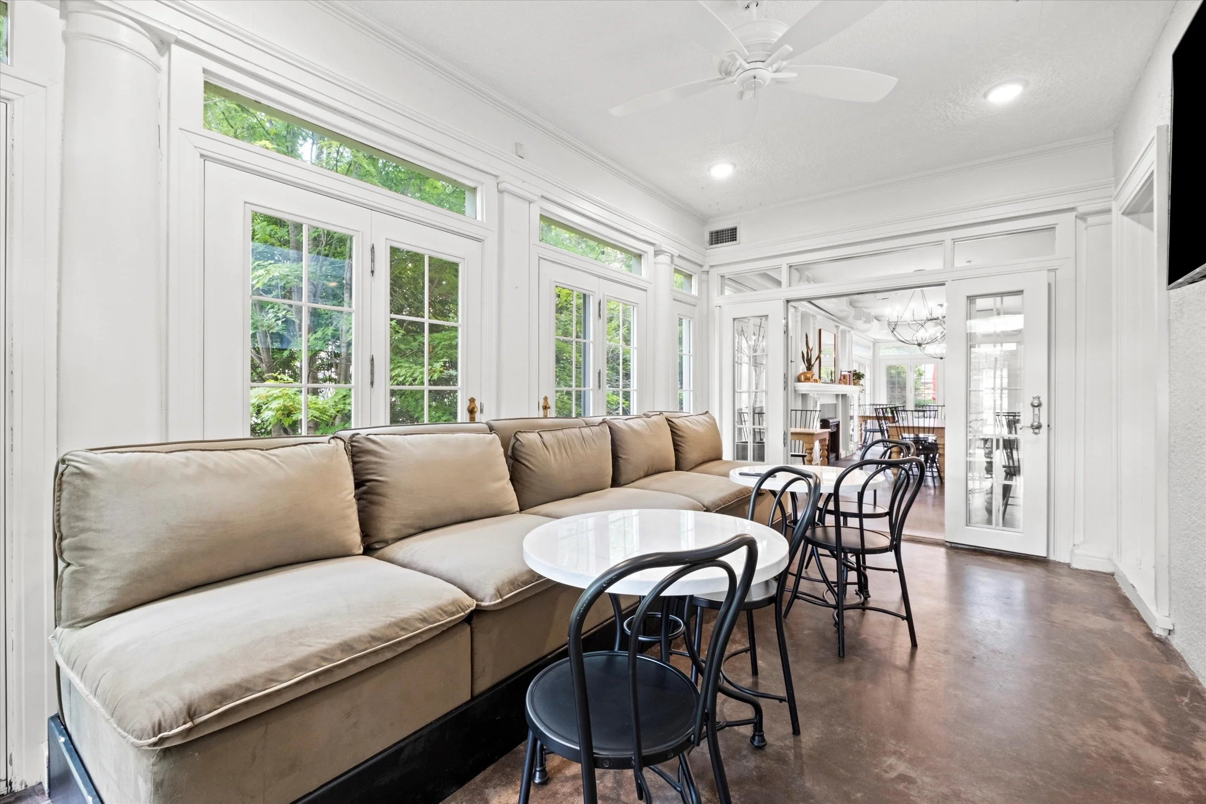 19-116 E 46th St.jpg