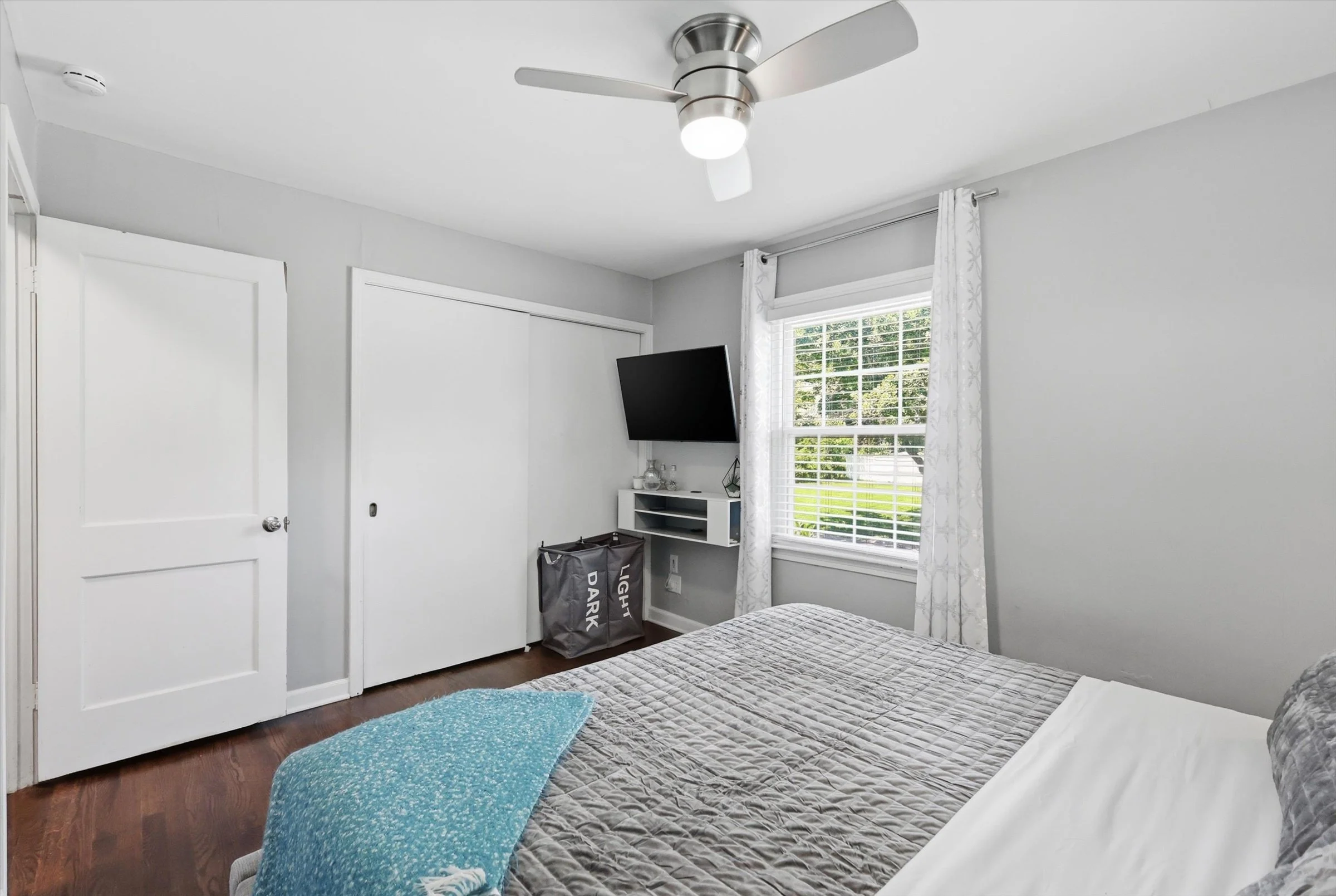 17-110 E Sweeney Blvd.jpg