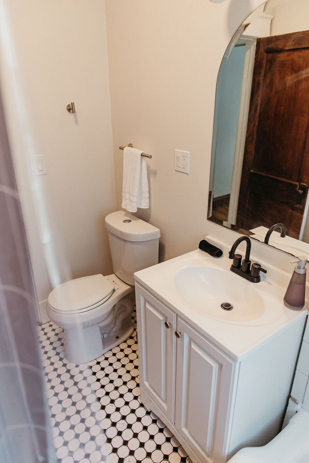 airbnb303.jpg