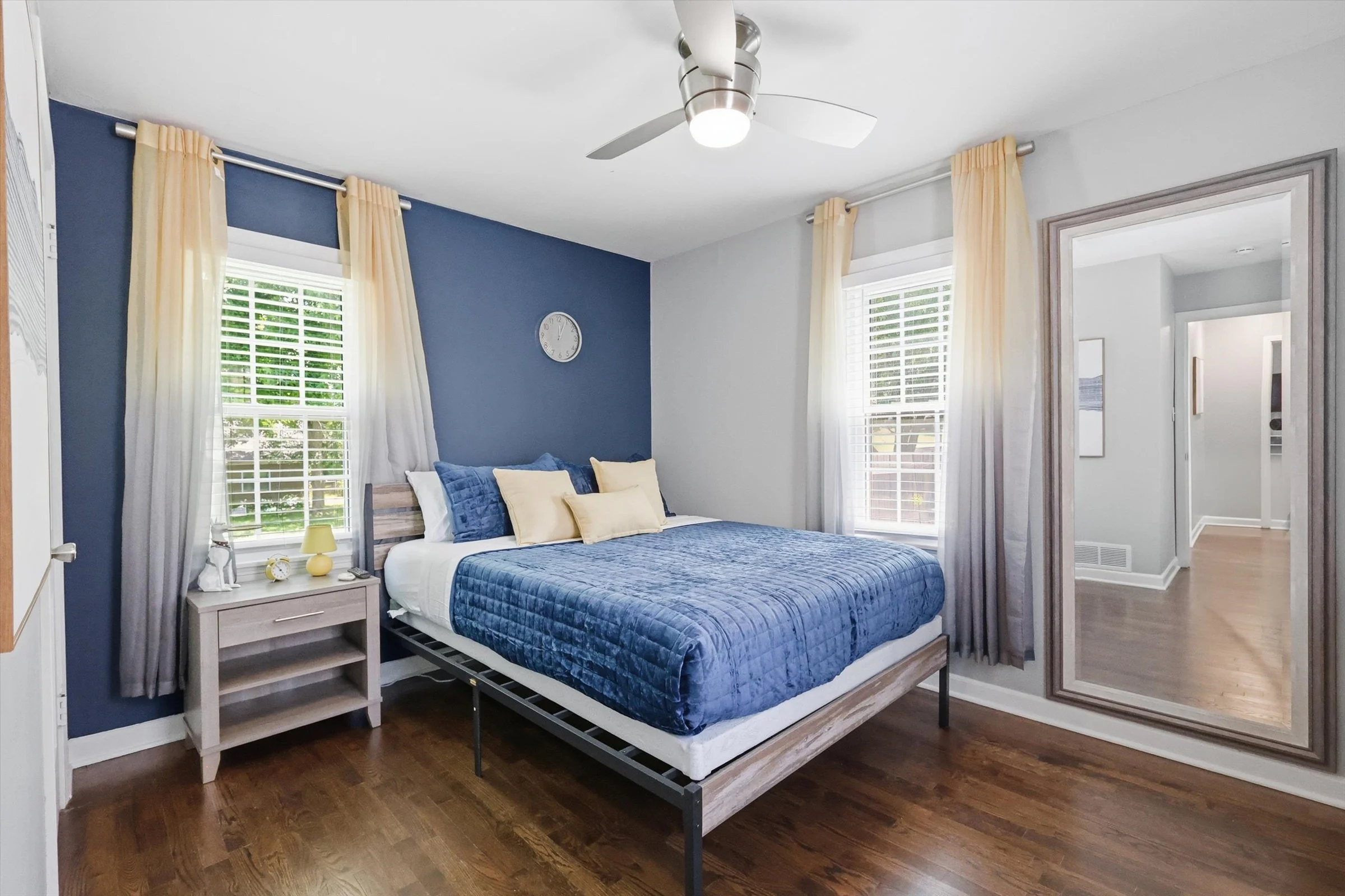 18-110 E Sweeney Blvd.jpg
