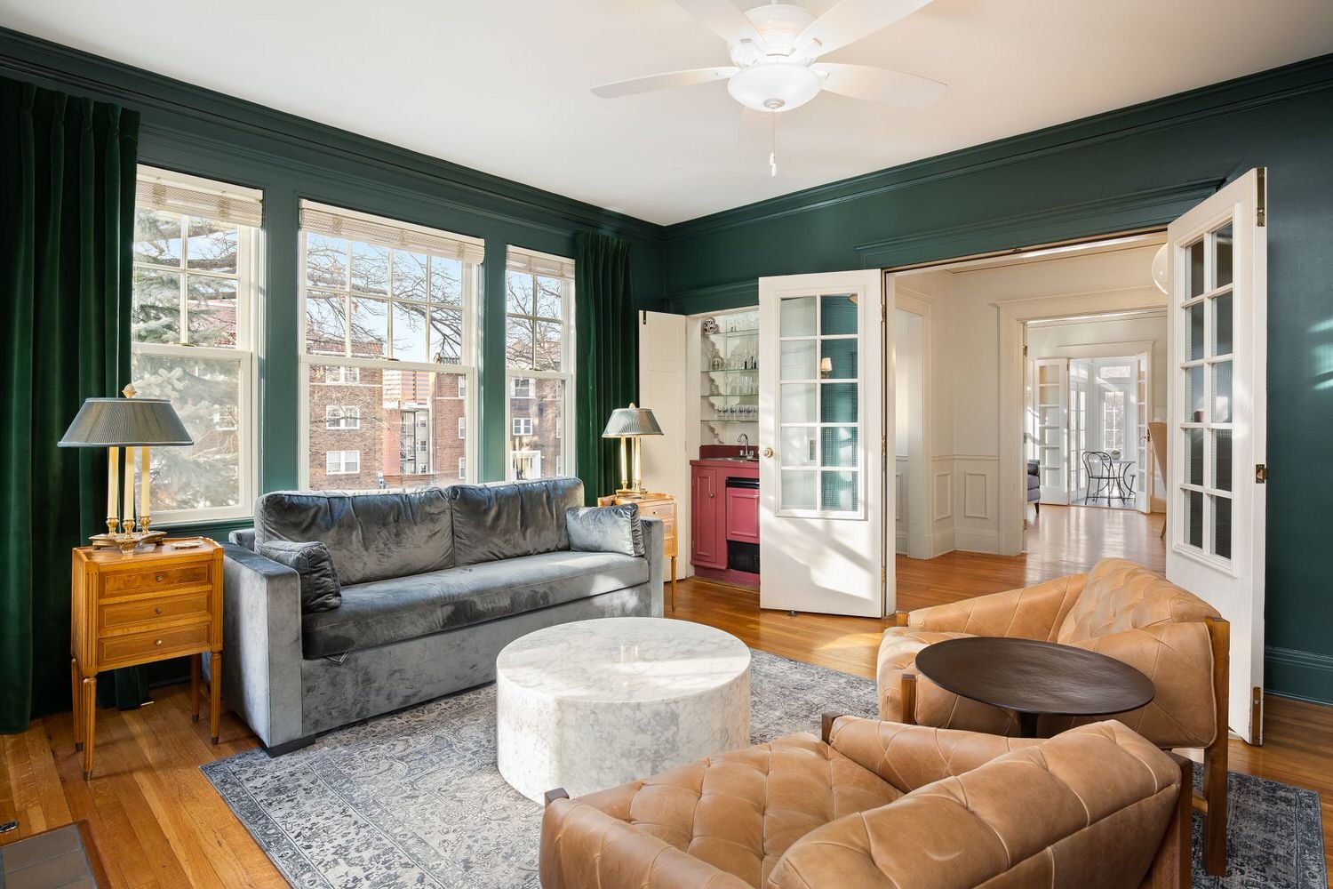 Southmoreland 116 E 46th St - 03.jpg