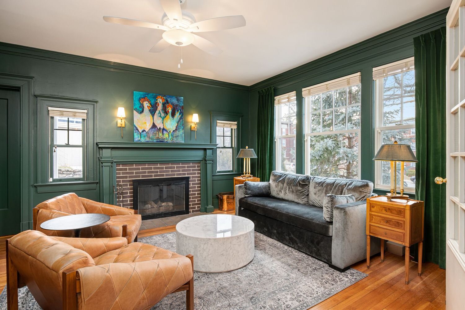 Southmoreland 116 E 46th St - 02.jpg