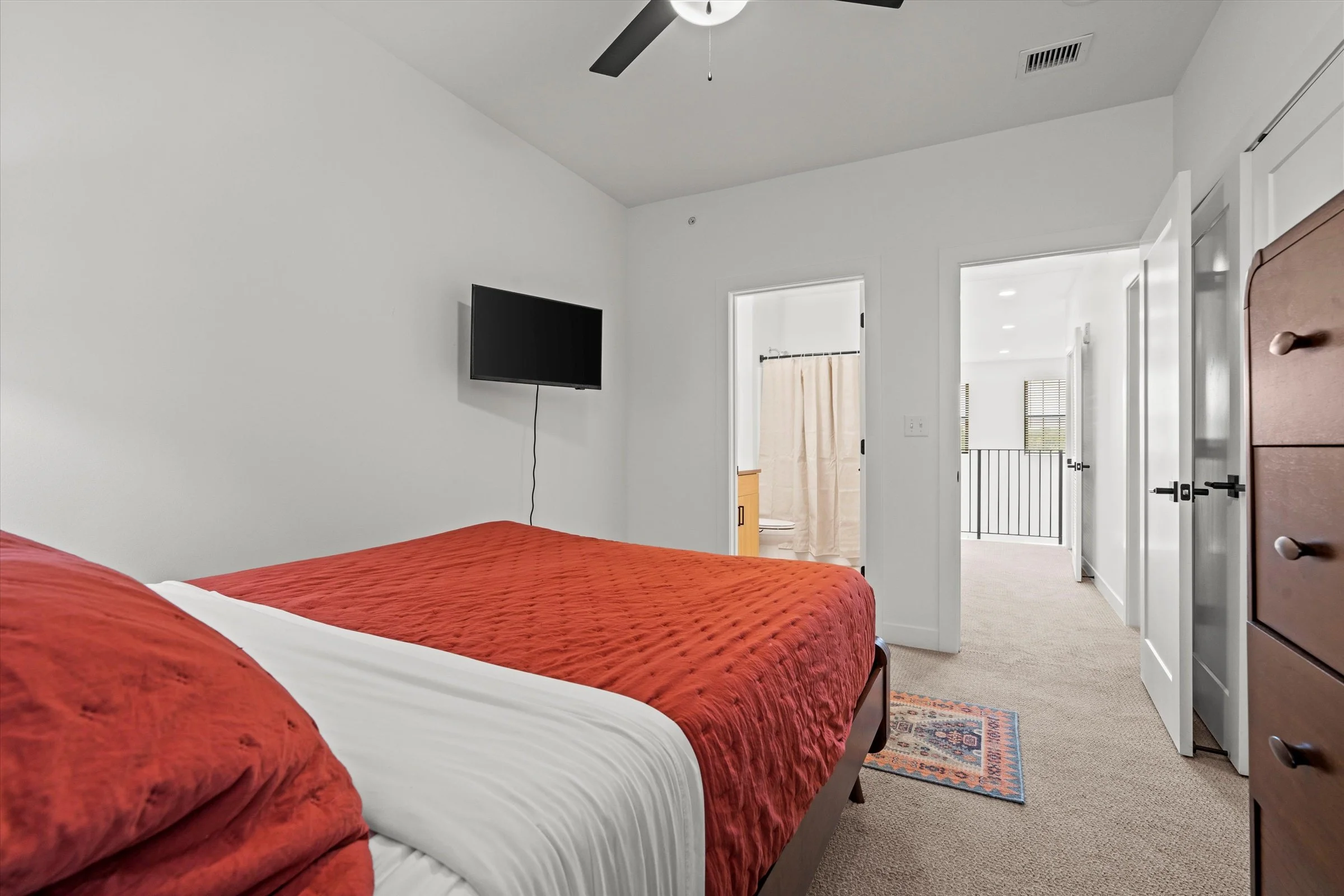 19-3008 buchanan way.jpg