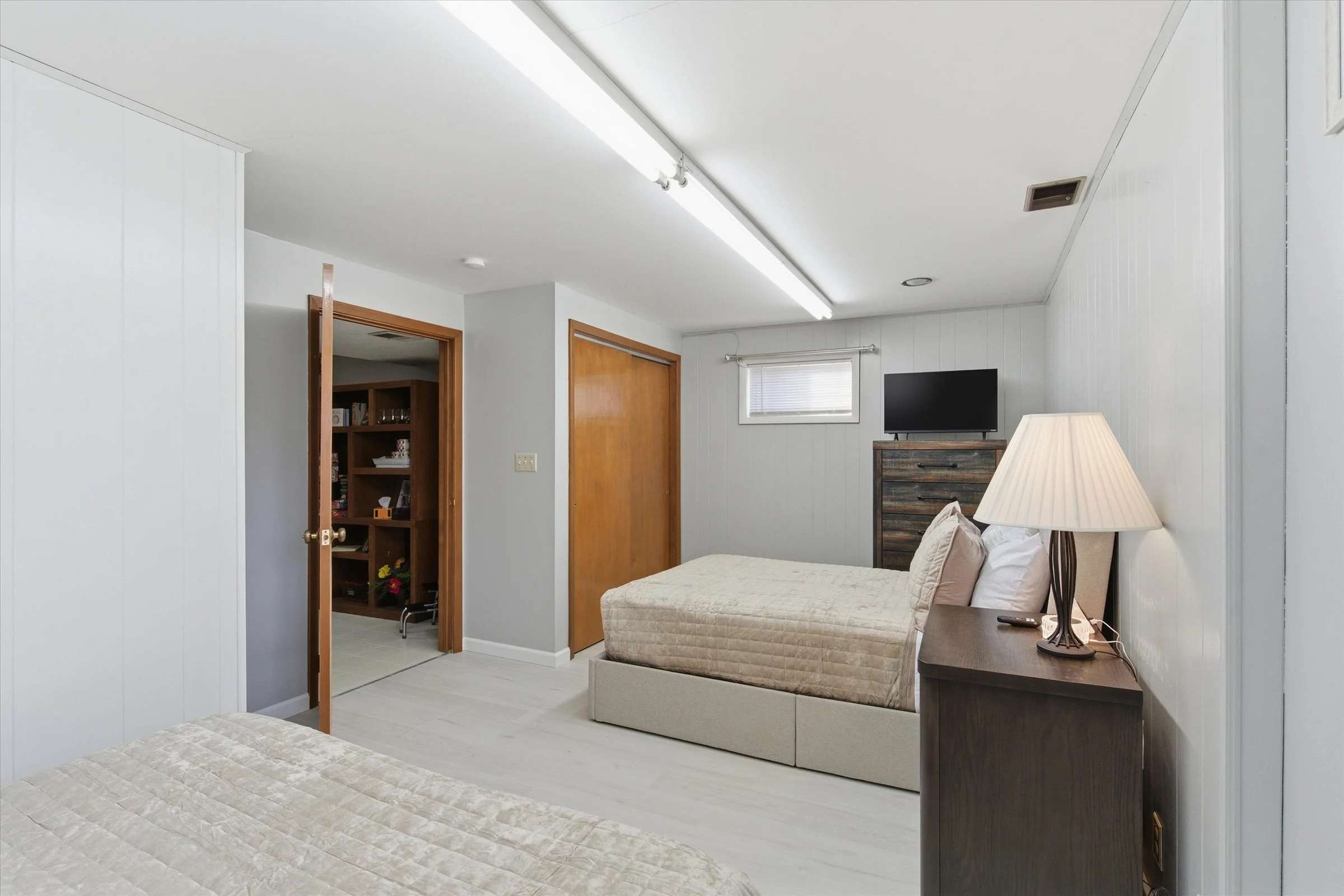 41-3804 S Woodland Ave.jpg