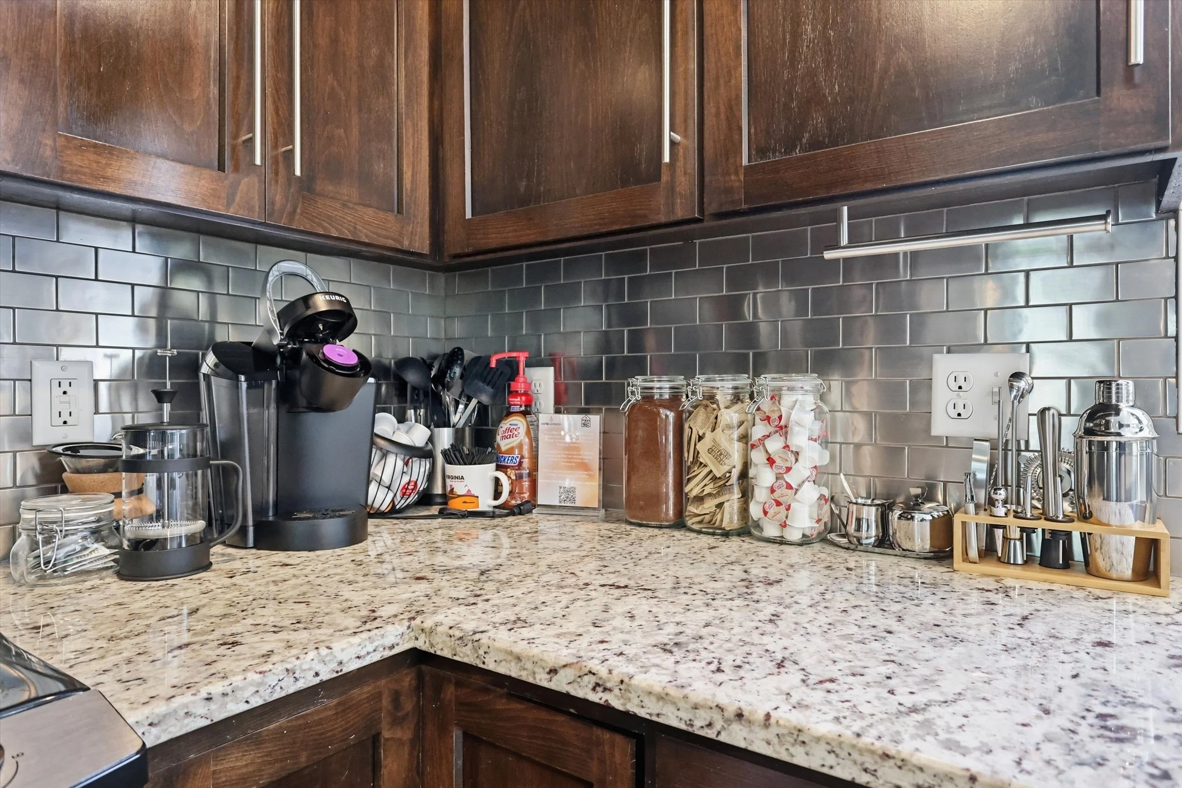 10-110 E Sweeney Blvd.jpg