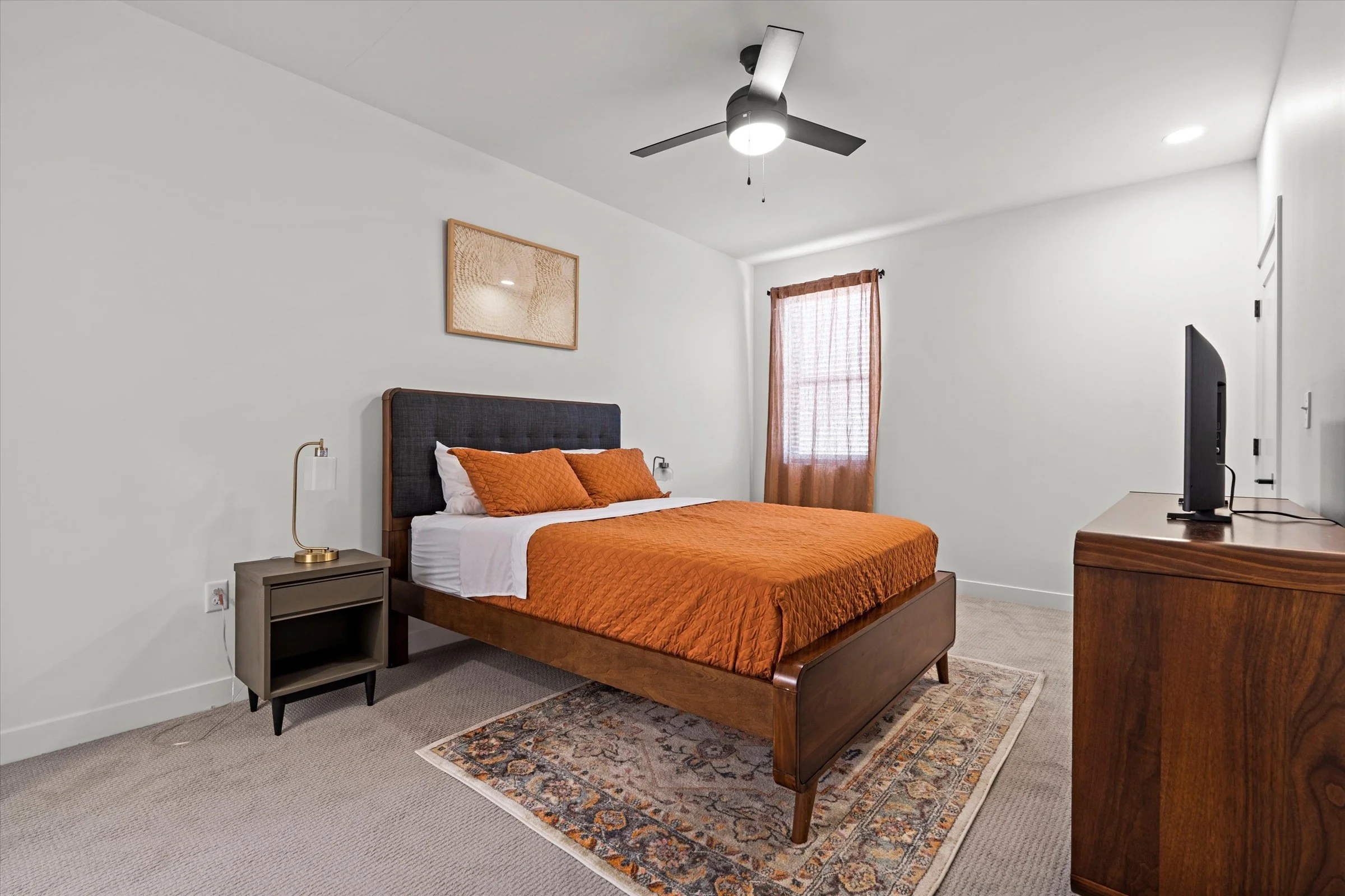 21-3008 buchanan way.jpg