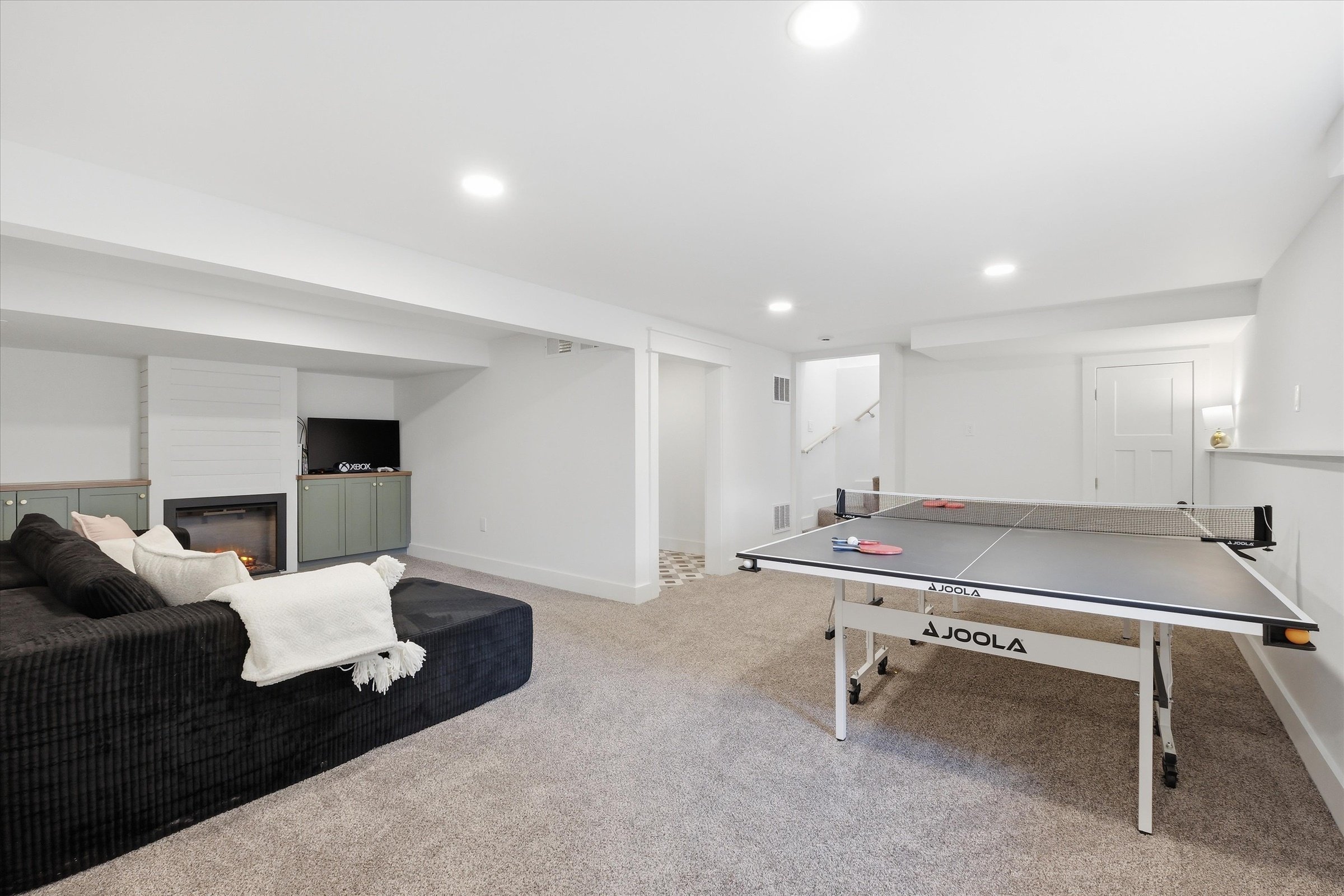 39-9905 W 60th Terrace.jpg