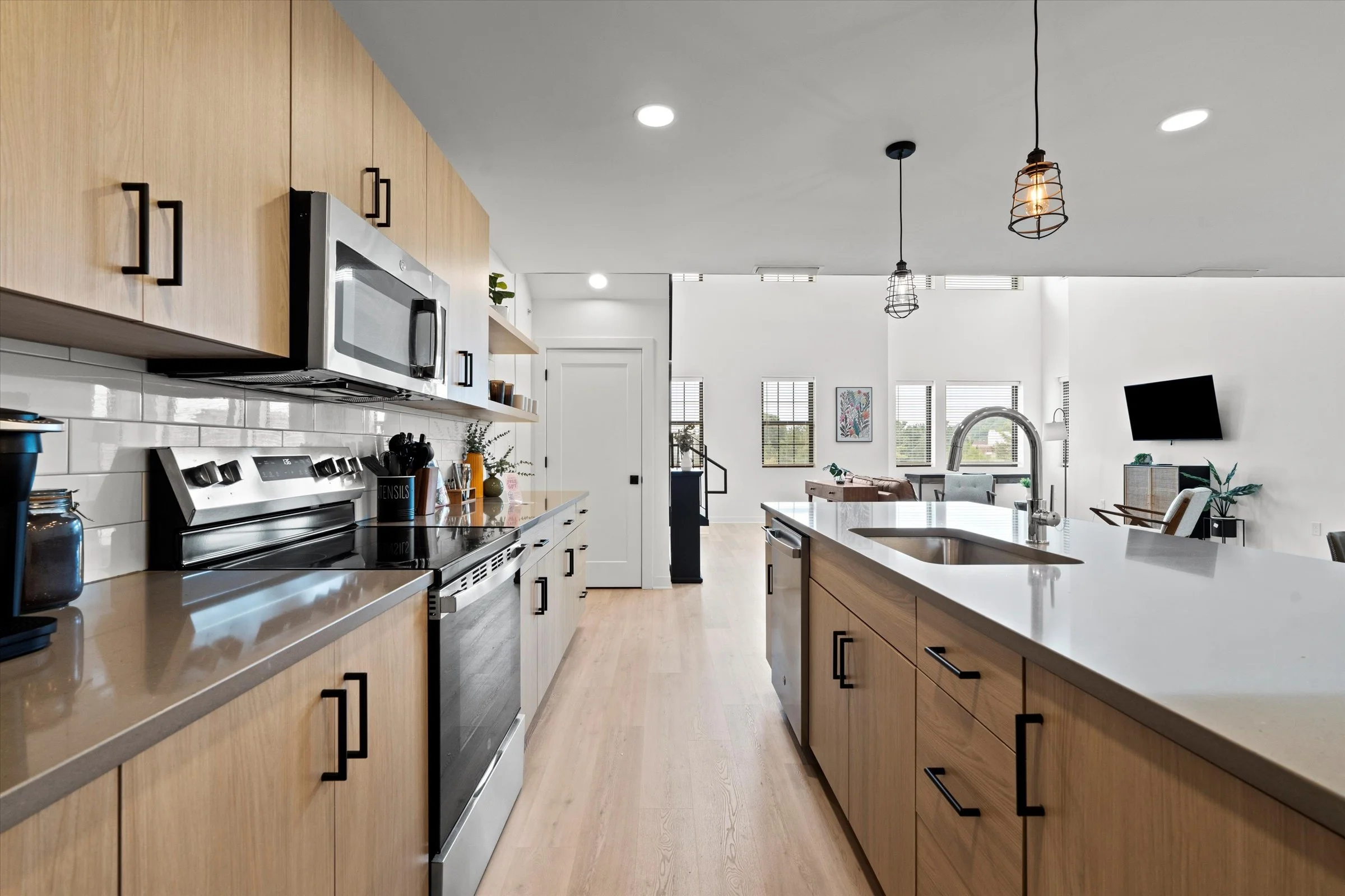 09-3008 buchanan way.jpg