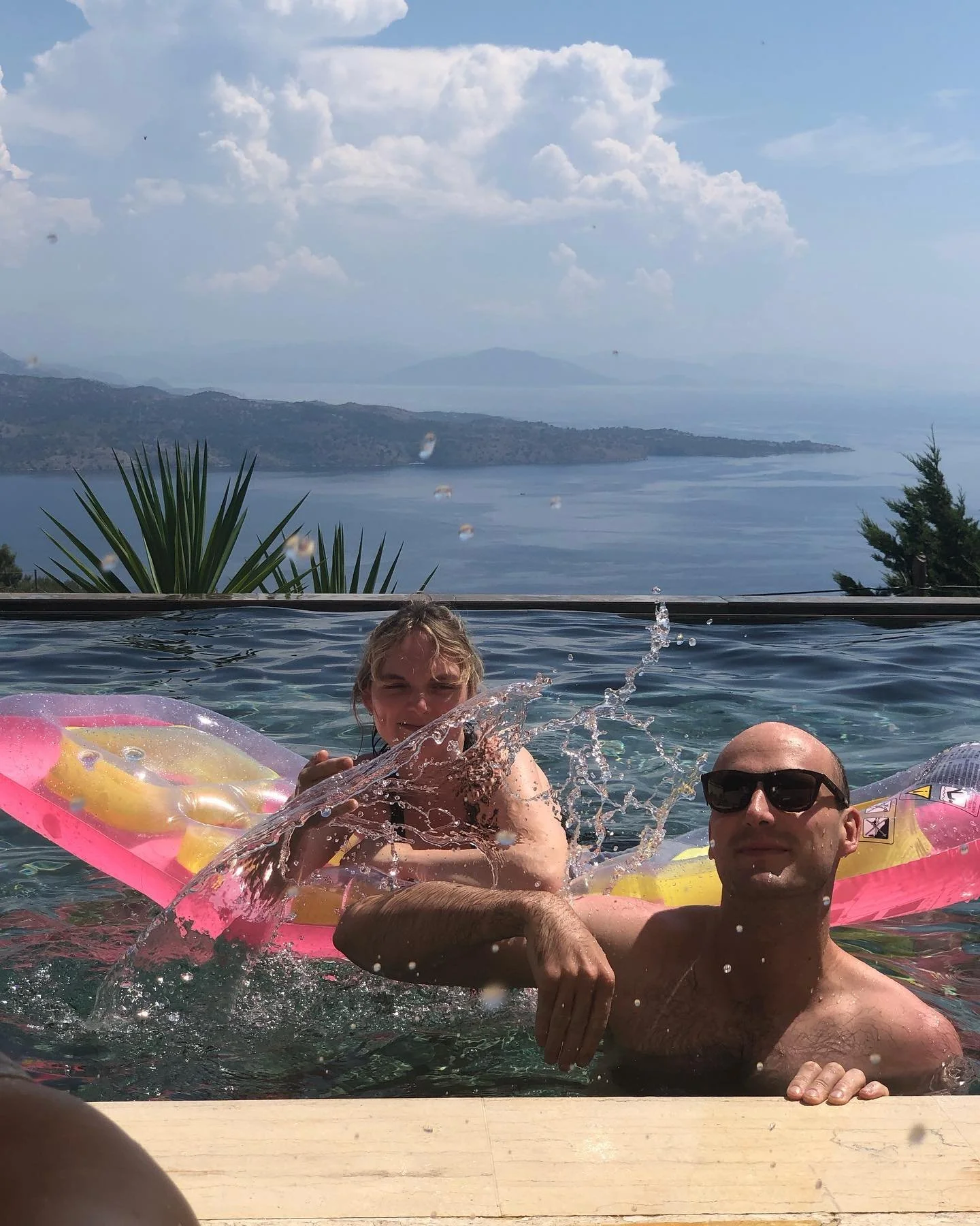 Water fun. 

#swimmingpooltime #corfu #lilo #poolwithaview