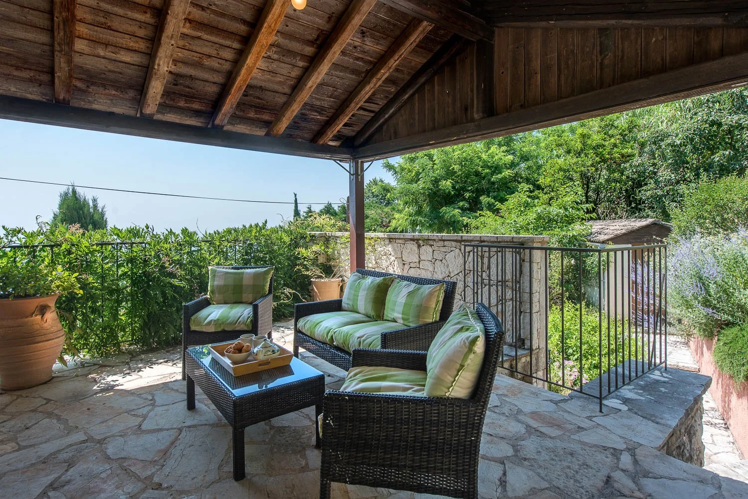 Villa_Sarakinatika_Sinies_Corfu_Greece (15)-Web.jpg