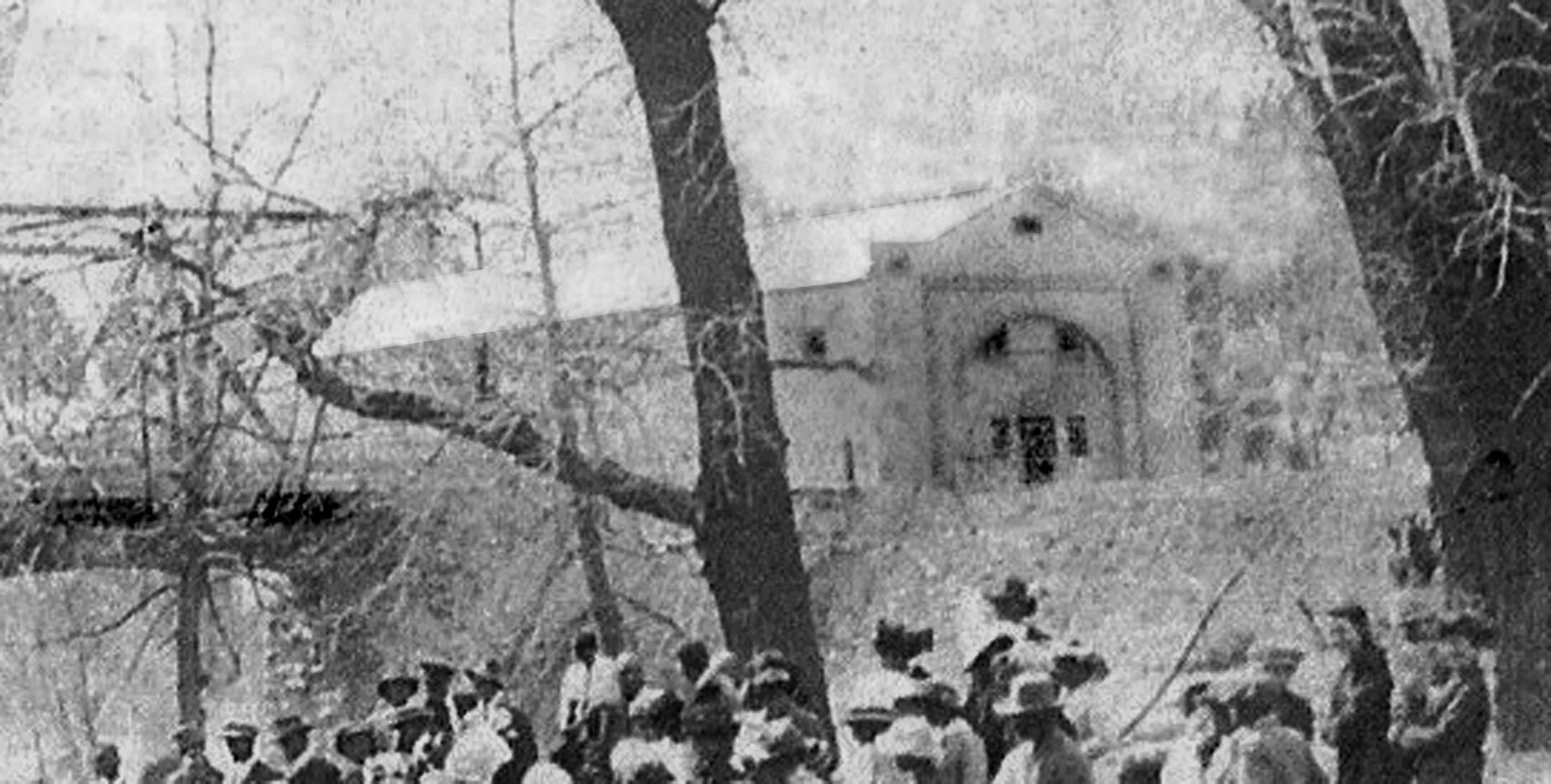 eureka theater in back.JPG