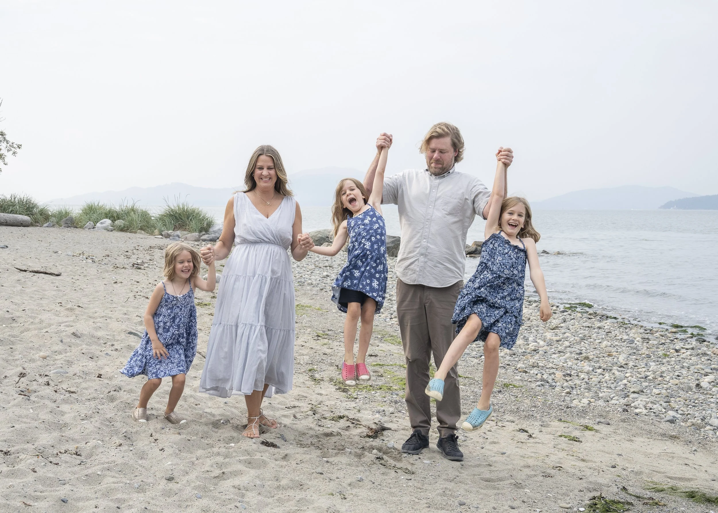 2025 Christina James FAMILY-15.jpg
