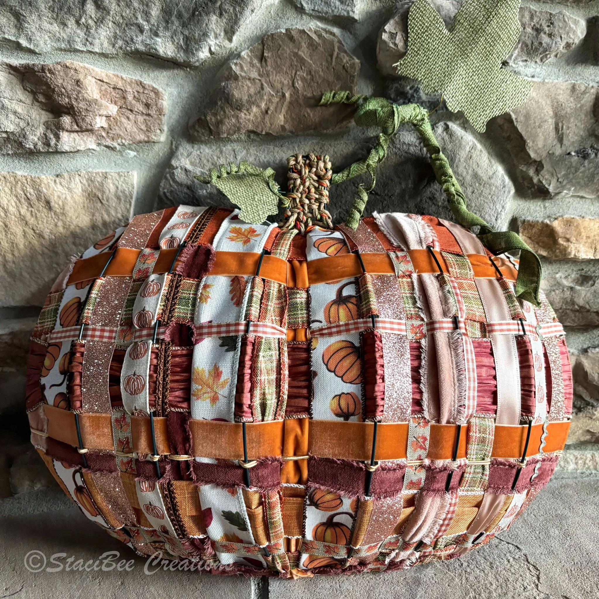 #F2 - Pumpkin
(Ribbon woven on wire pumpkin)
$65