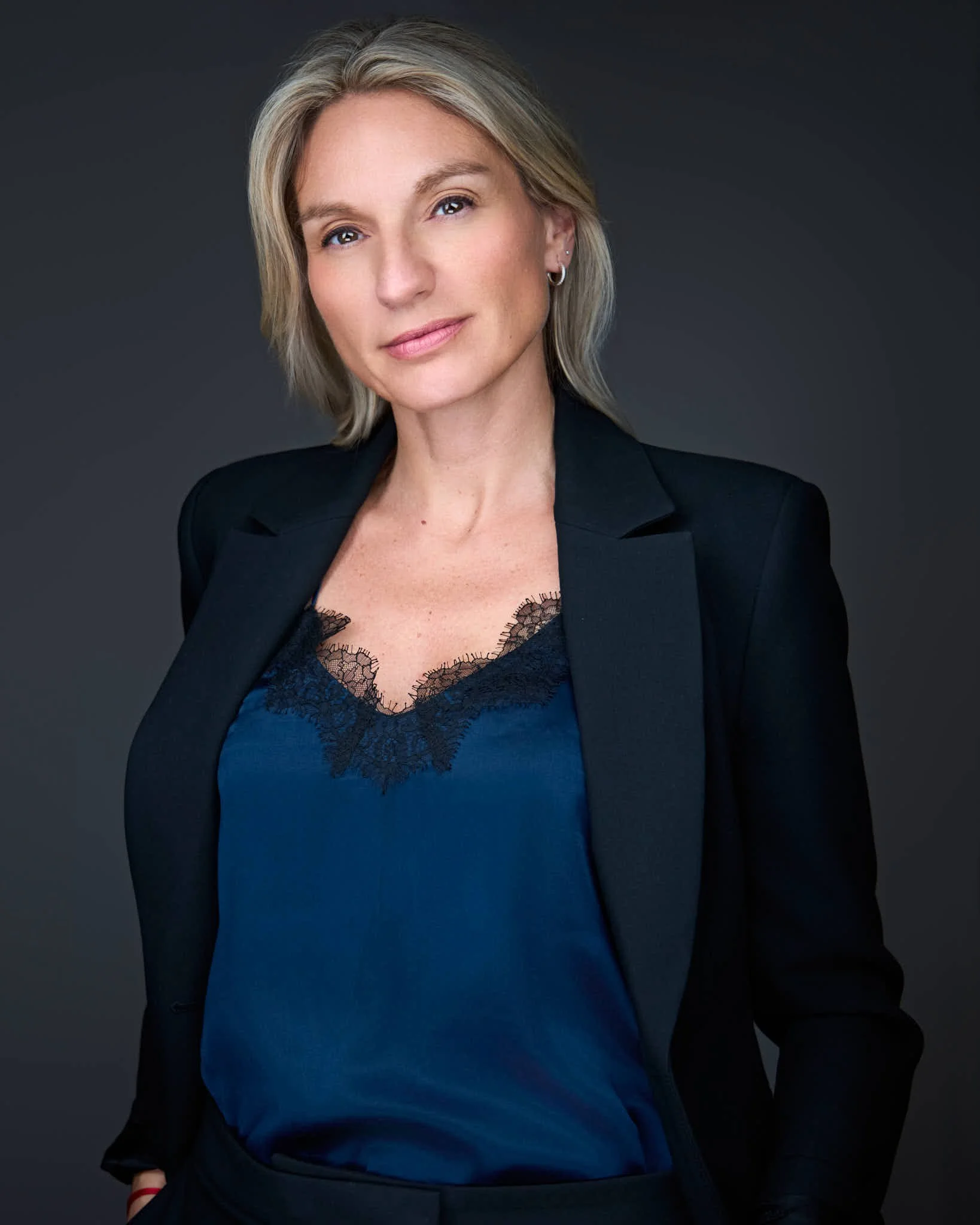 Woman with natural makeup prepared for a professional headshot
