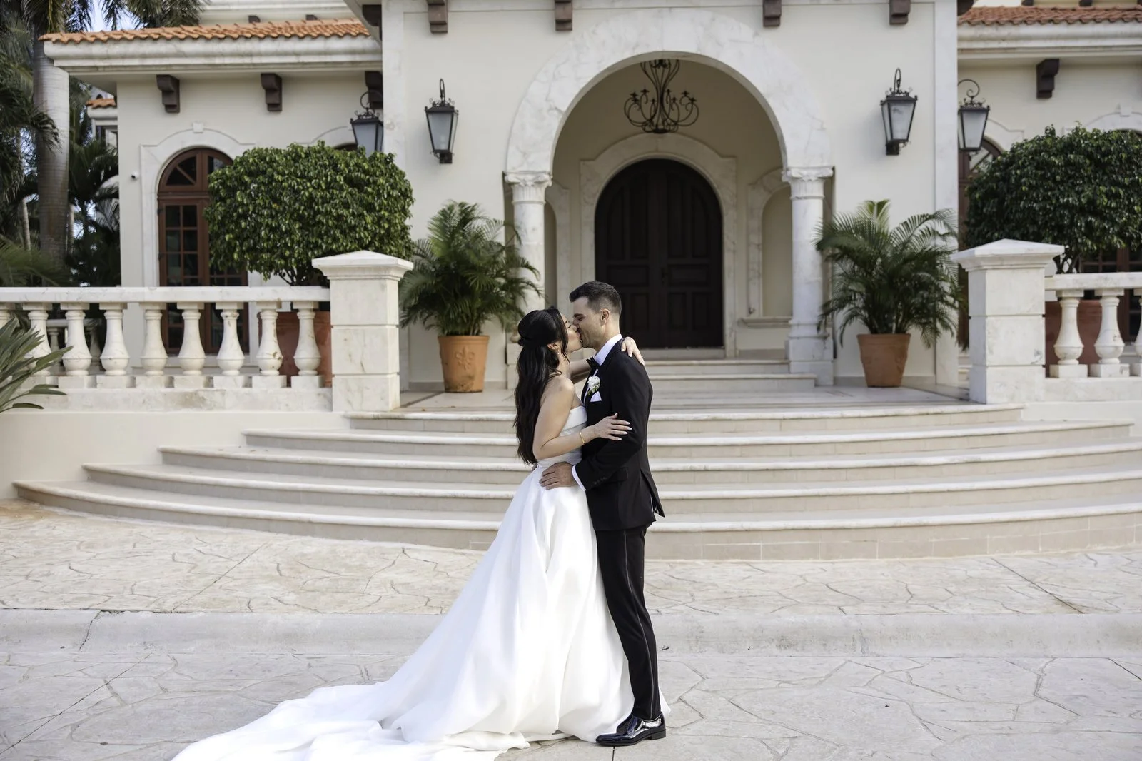Jenny-Austin-Villa-La-Joya-Wedding-Arch-Studio-0290.JPG