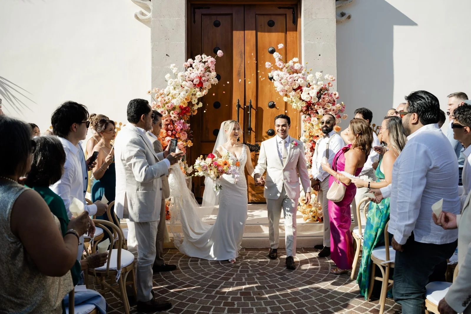 Emma &amp; Gonzalo's Colorful Wedding at El Pueblito Mayakoba
