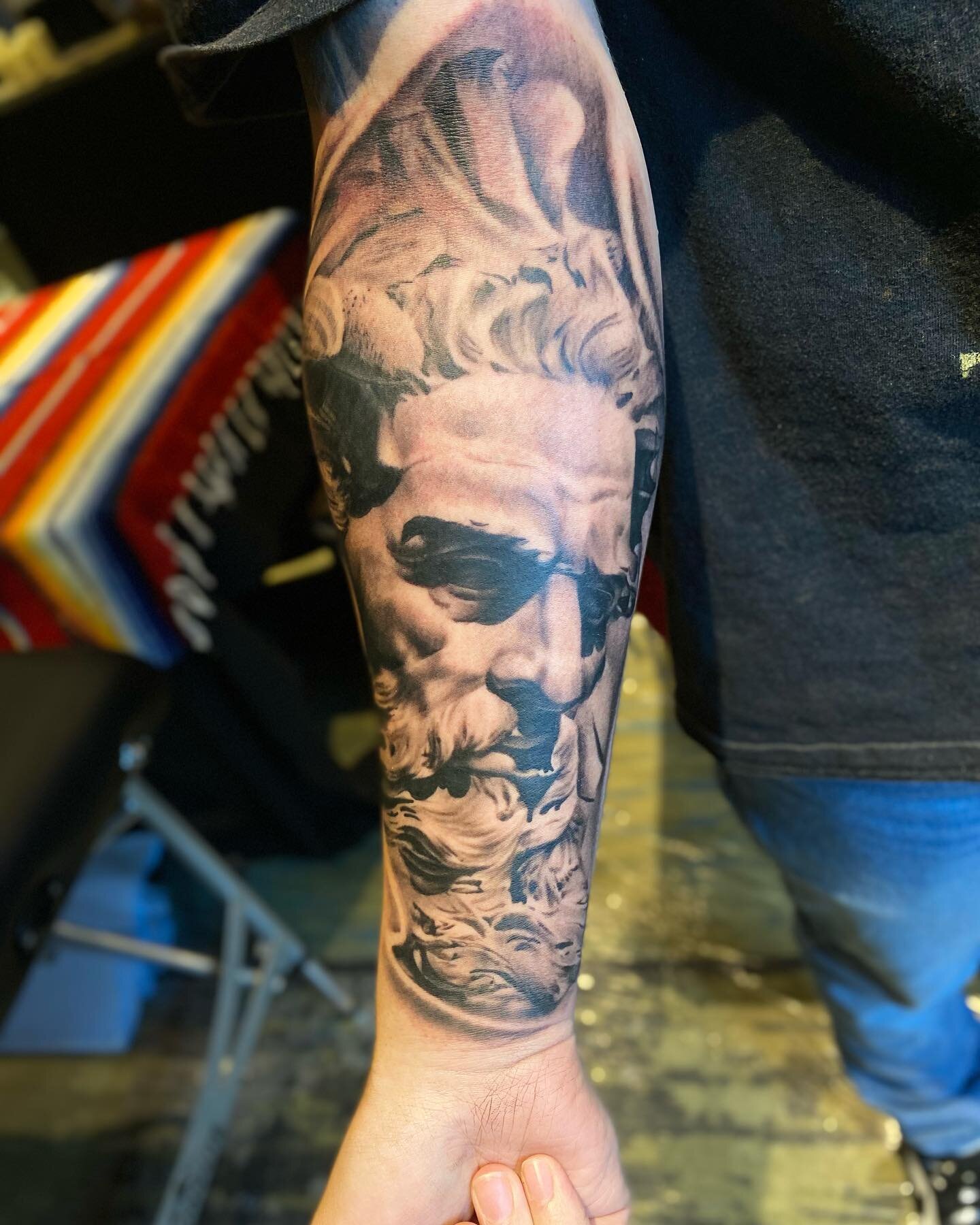 Did this one at the Motorcity Tattoo Expo this past weekend! Had a blast! Seen a lot of great artist. Looking to do more large scale sessions. If you have a idea or want something unique let me know. #motorcitytattooexpo #detroit #greek #statue #eter