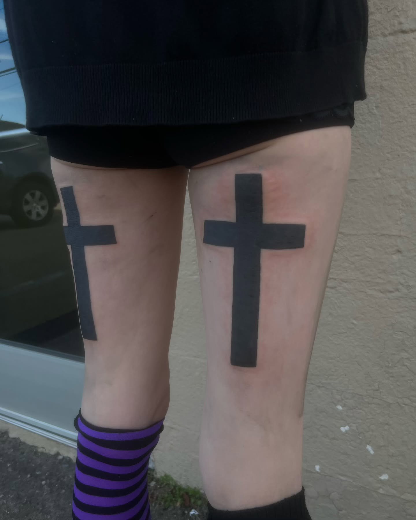blake is embracing her ink addiction with this pair of crosses ! thank you for the trust !
-
#art #artist #artwork #artistsoninstagram #tattoo #tattoos #tattooshop #tattooartist #tattooartistoninstagram #blackwork #blackworktattoo #cross #crosses #cr