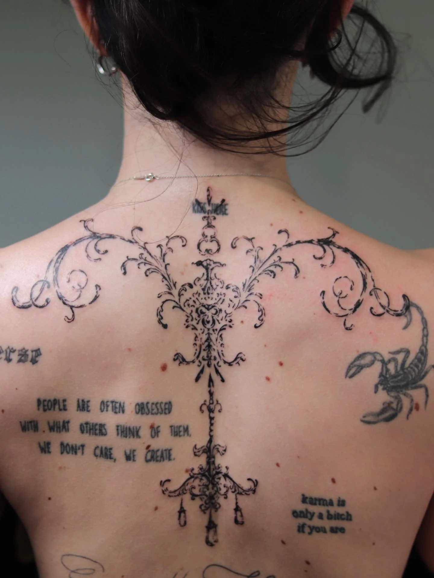 First  bigger back piece to add to the portfolio! Had fun designing this ornamental piece! Thank you to @alexis.grewe for the trust always! 
#tattoo #tattoos #inked #ink #ornamental #ornamentaltattoo #dynamicblackink #dynamictattooink #tattooartwork