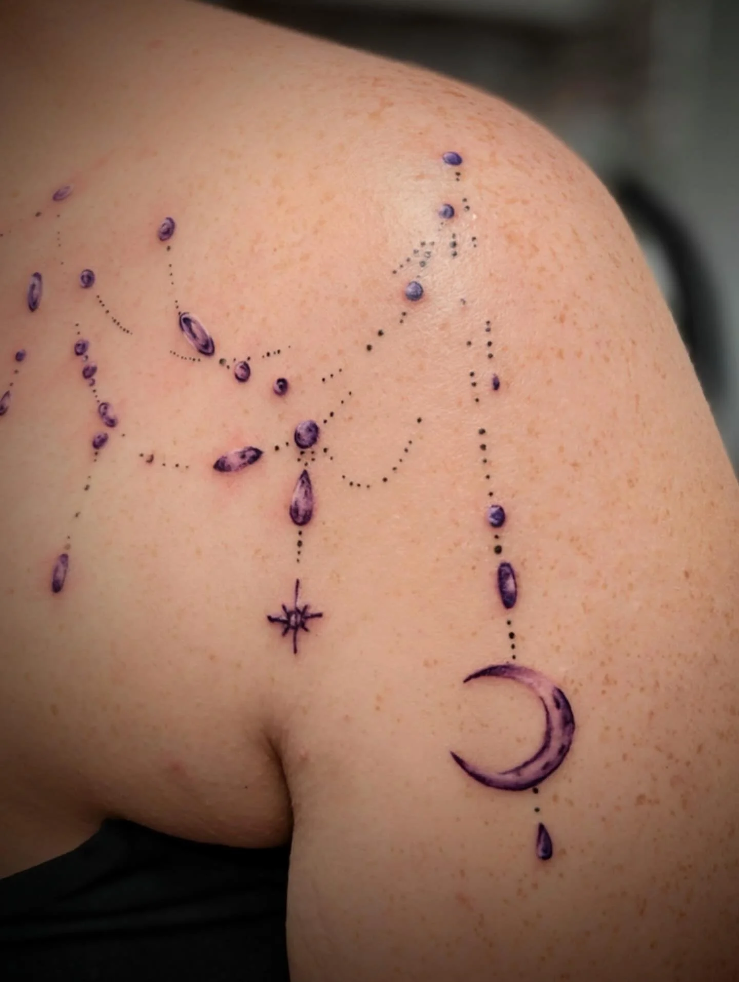 &bull; @rhitattoos &bull;
We have availability for walk-in tattoos and piercings until 7:30pm!
Shop Info / Appointments
734-479-2420 &bull; liquidchaostattoos.com
&mdash; &mdash;

#tattoostudio #tattoo #tattoos #tattooartist #ink tattooart inked tatt